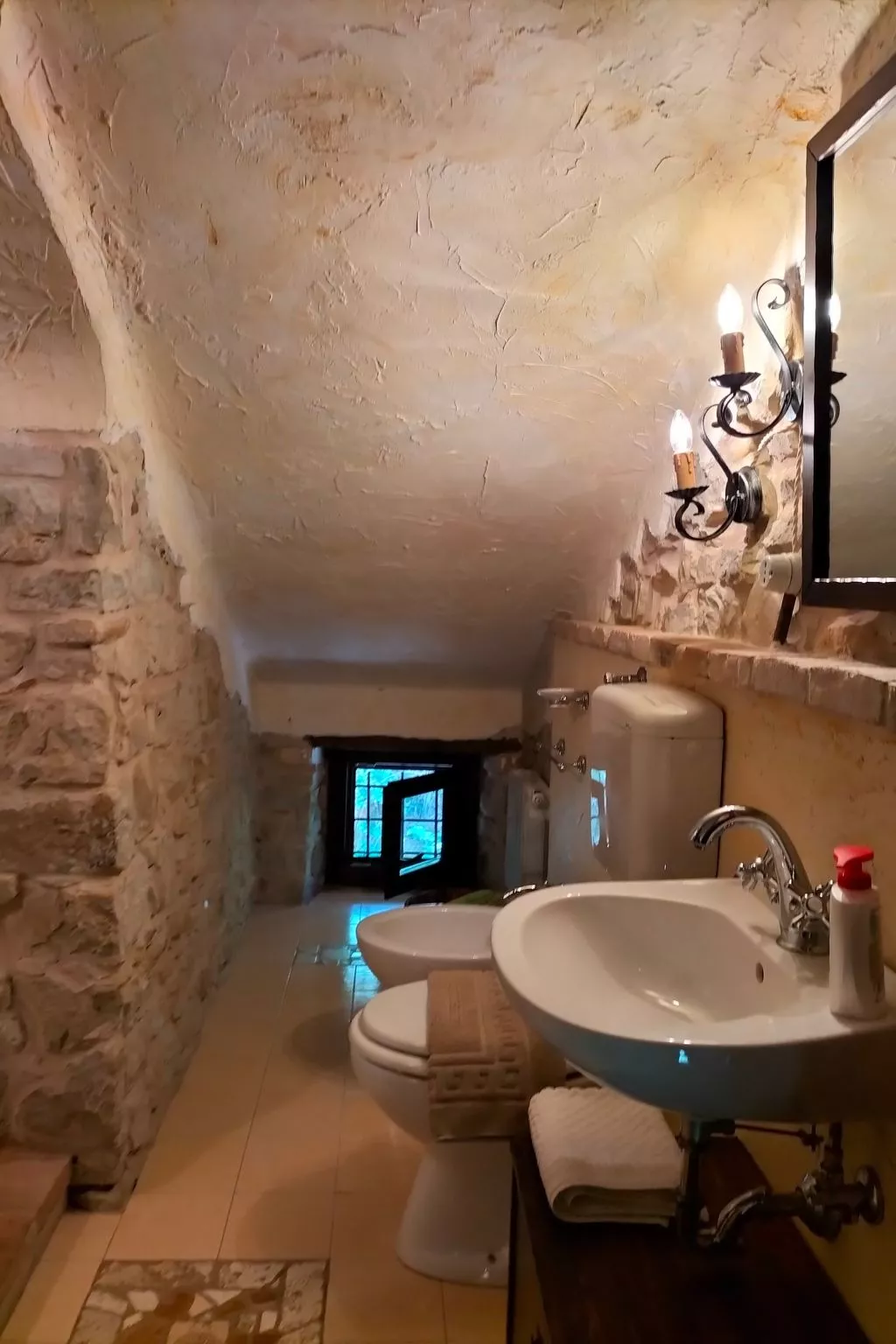 Charmante Wohnung, einzigartiges Panorama-Binnen