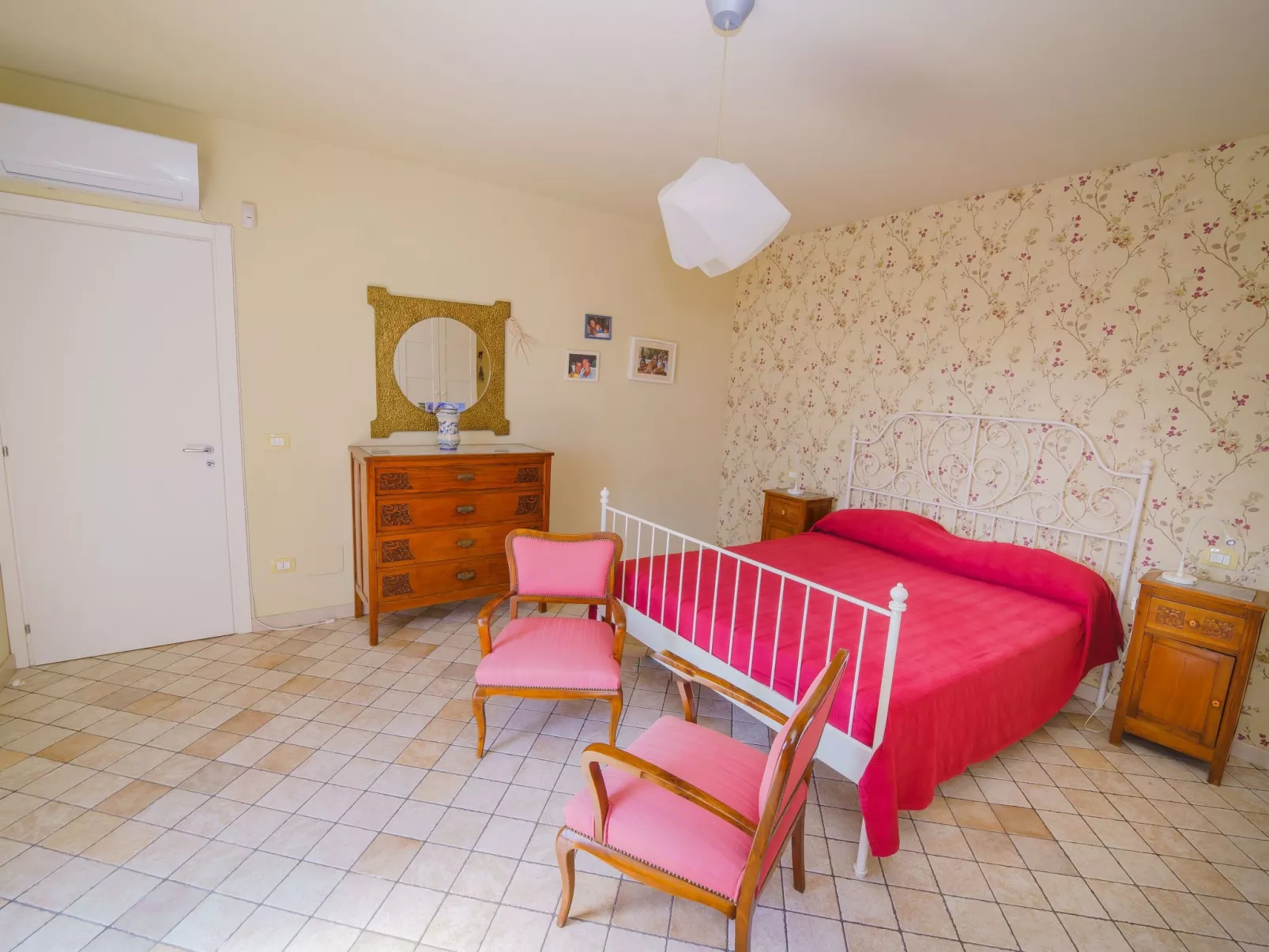 Villa delle Pomelie-Image-tags.info