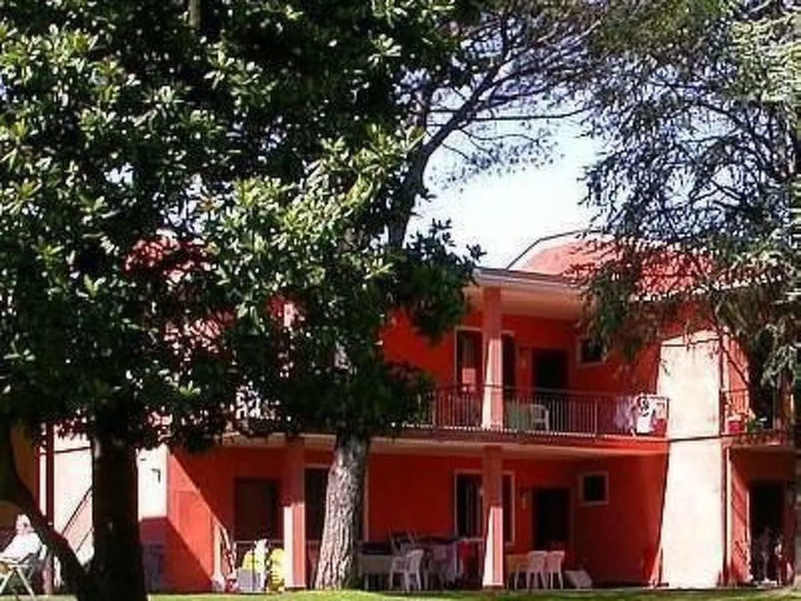 Studio in Strandnähe-Buiten