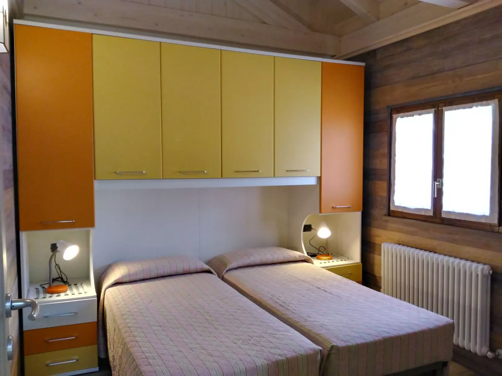 Freistehendes Haus mit privatem Garten-Binnen