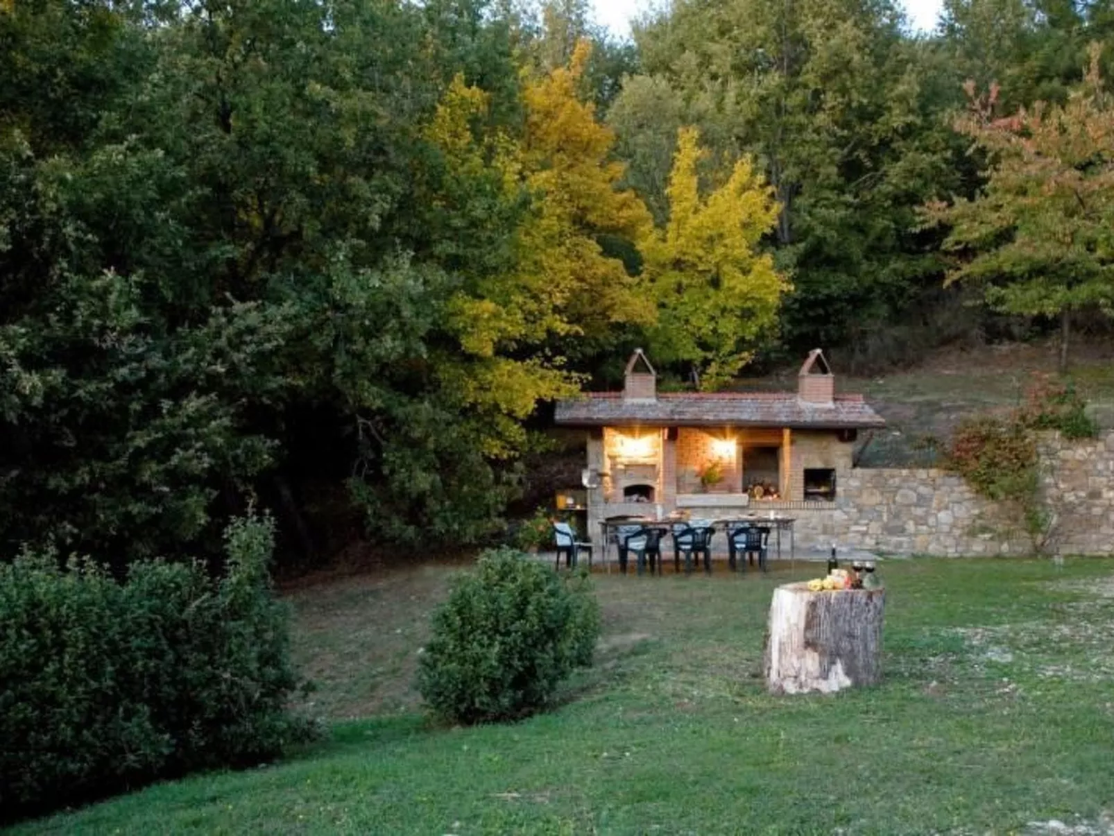 Villa Pruneto mit Pool in den Hügeln der Toskana-Buiten