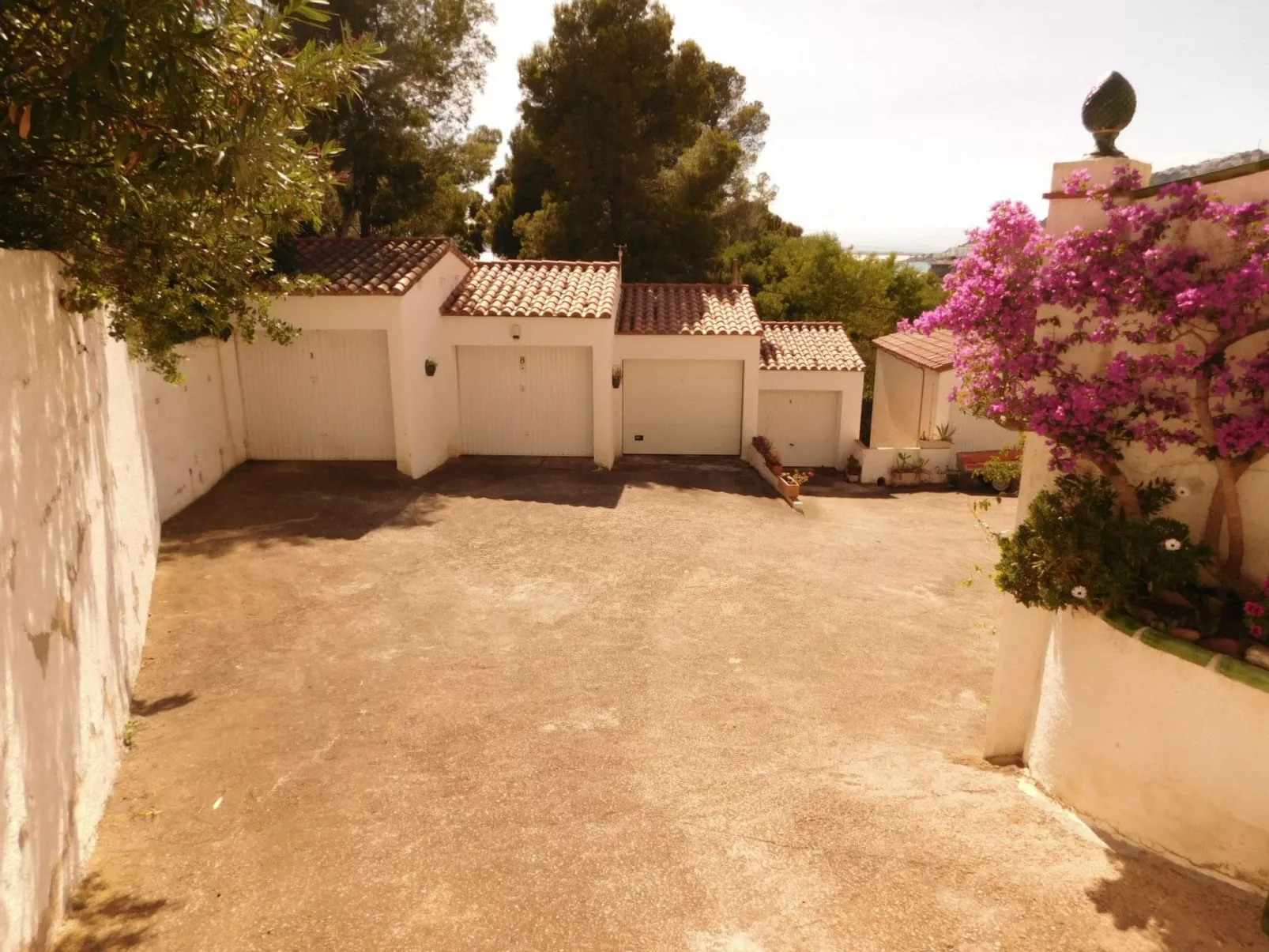 Renoviertes Ferienhaus in Roses mit Terrasse-Image-tags.info