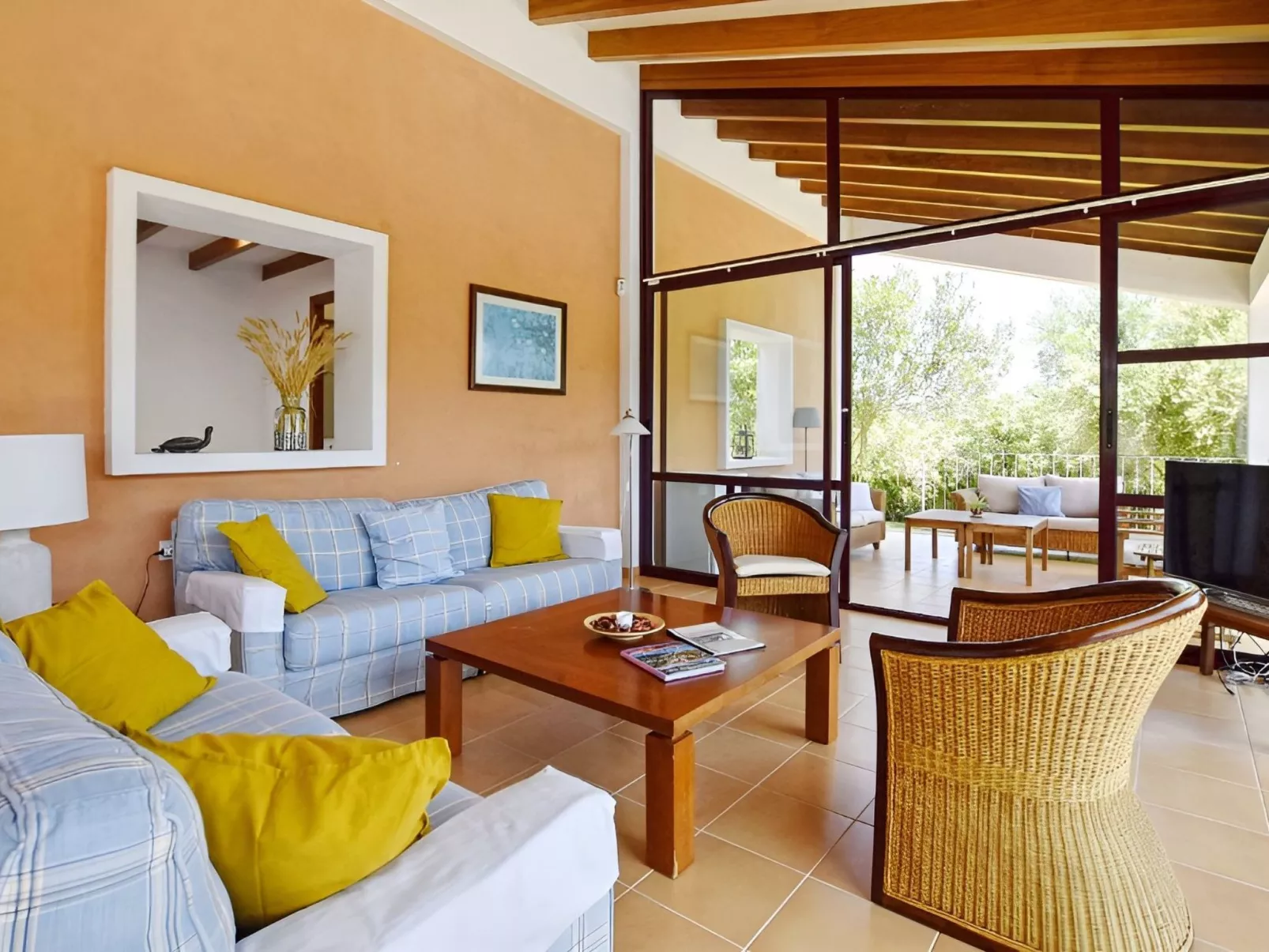 Finca in Meeresnähe mit Schwimmbad und Kinderbecken-Image-tags.info