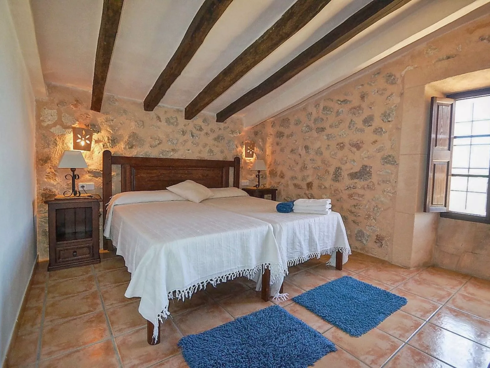 Wunderschönes Ferienhaus in Vilafranca De Bonany mit Privatem Pool-Image-tags.info