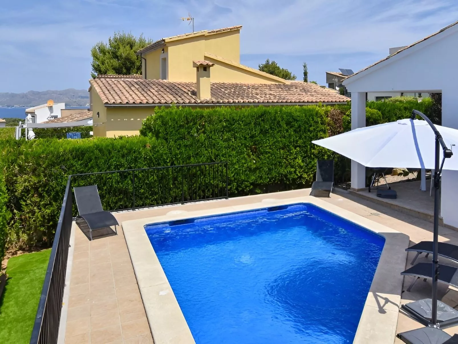 Villa "Calma" mit privatem Pool und Meerblick - Image-tags.info