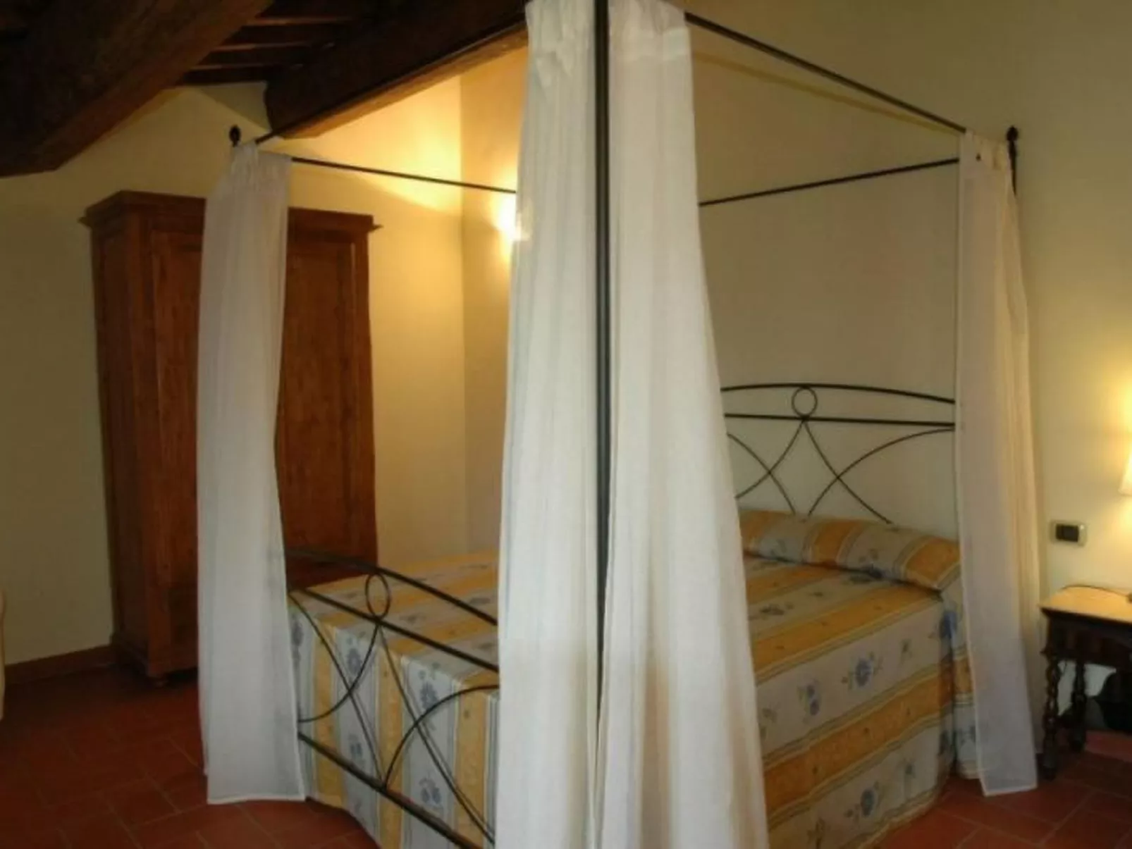 Wohnung in Figline Valdarno mit Gemeinschaftspool-Binnen