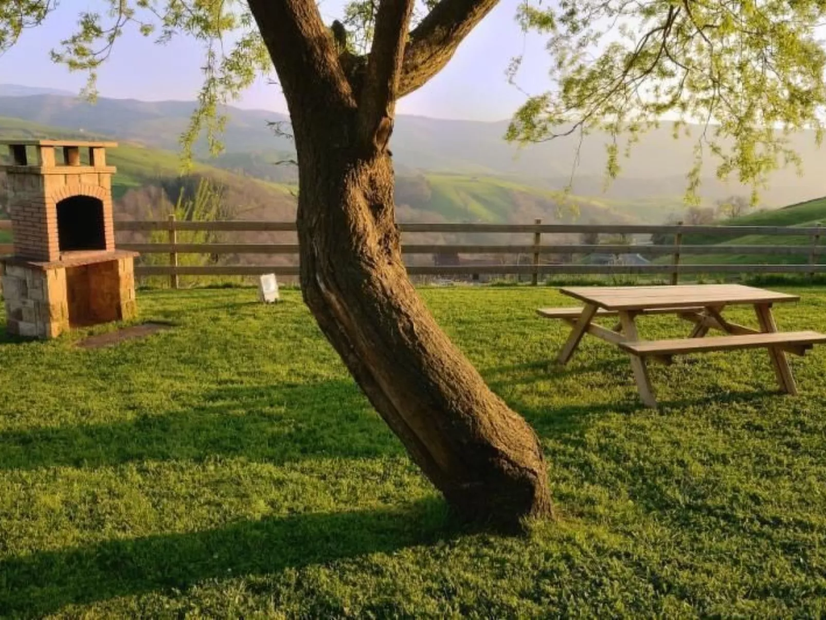 Fachwerkhaus mit Garten-Image-tags.info