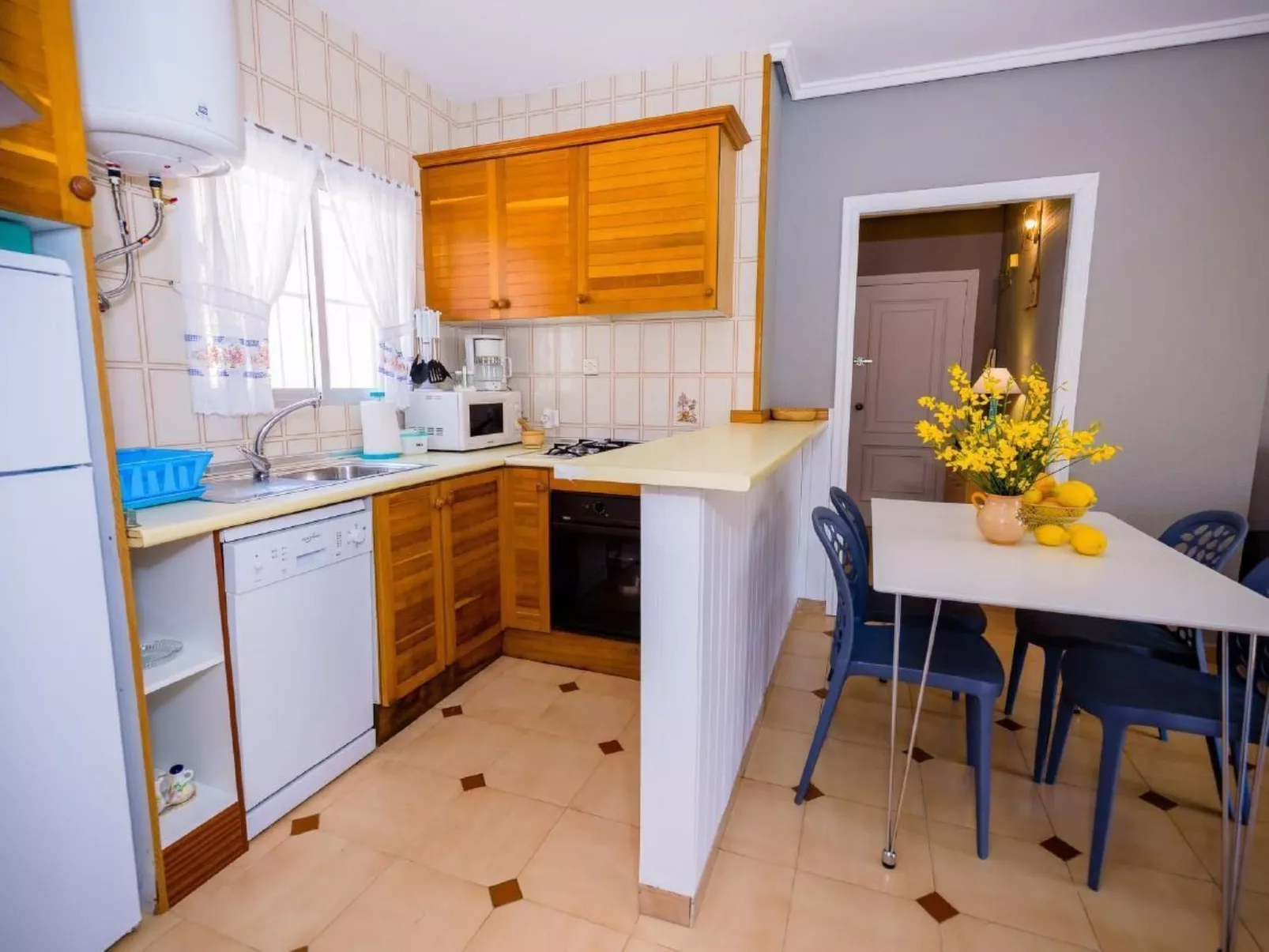 "Limonka" mit eigener Terrasse-Binnen