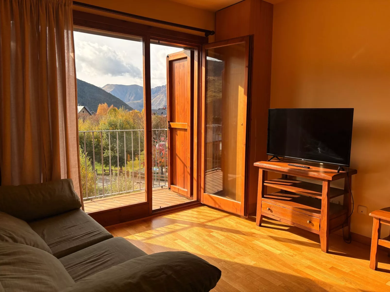 Sehr geräumige und helle Wohnung Erta 5 Vall de Boí - Binnen