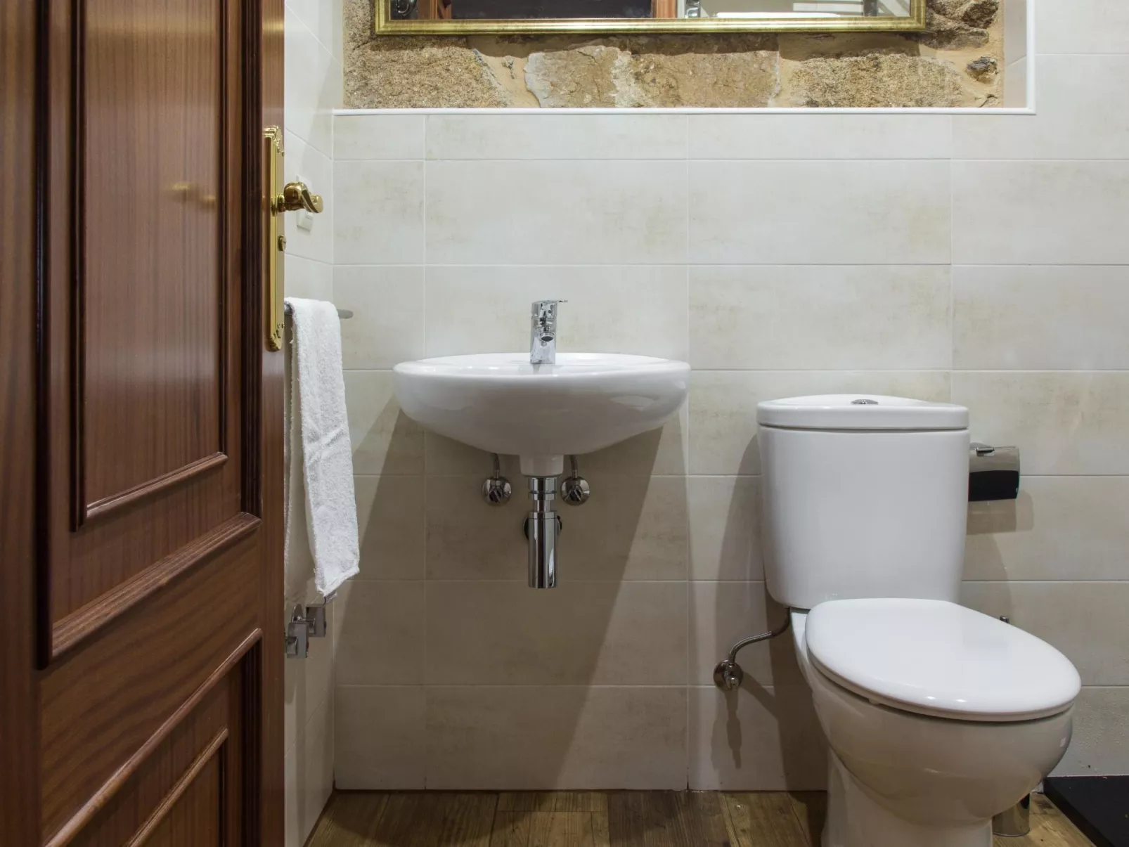 Mit Wasserblick-Binnen