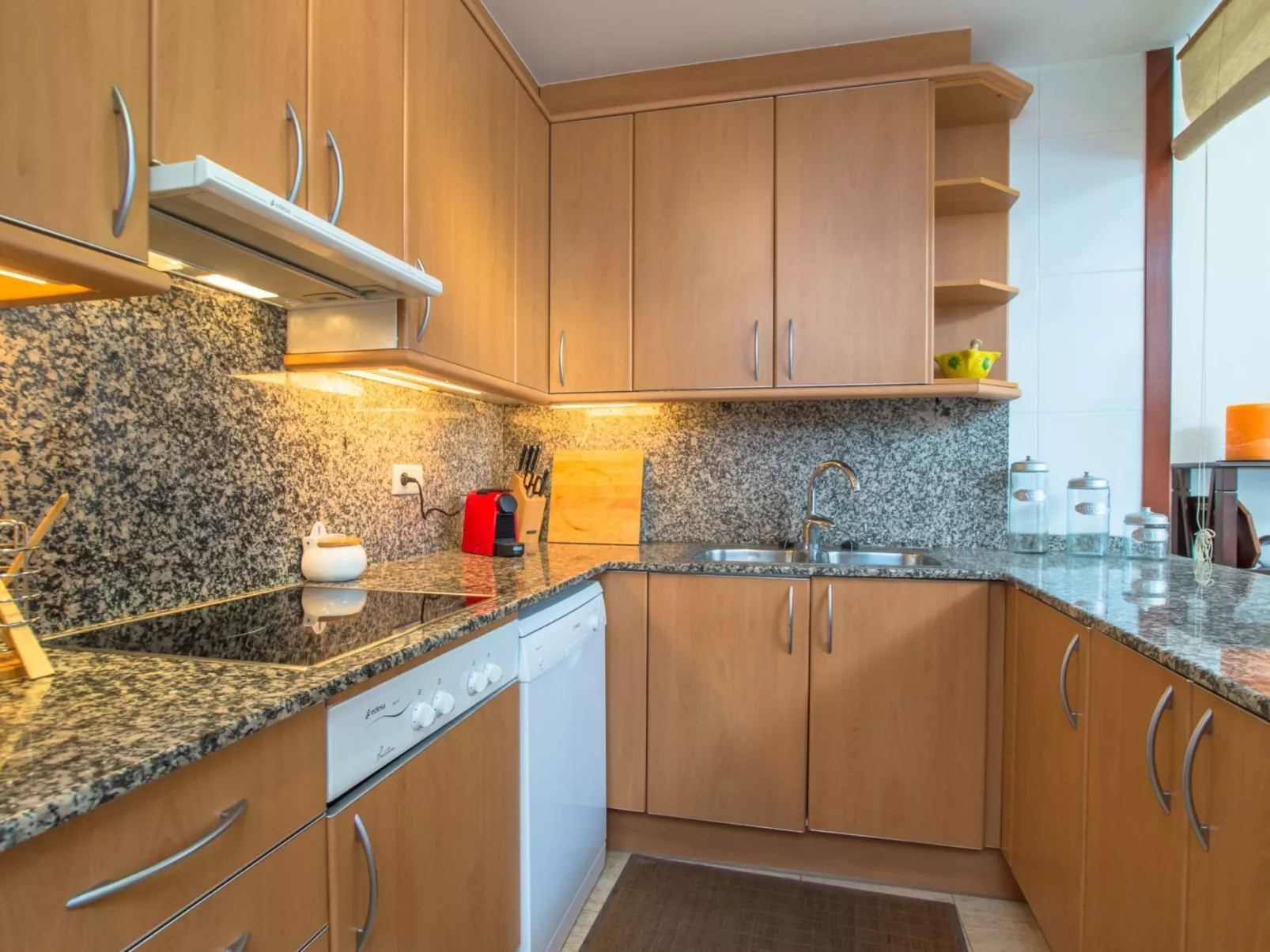 Costabravaforrent Balcó 8, Wohnung für 4 Personen mit gemeinschaftlichem Pool-Image-tags.info