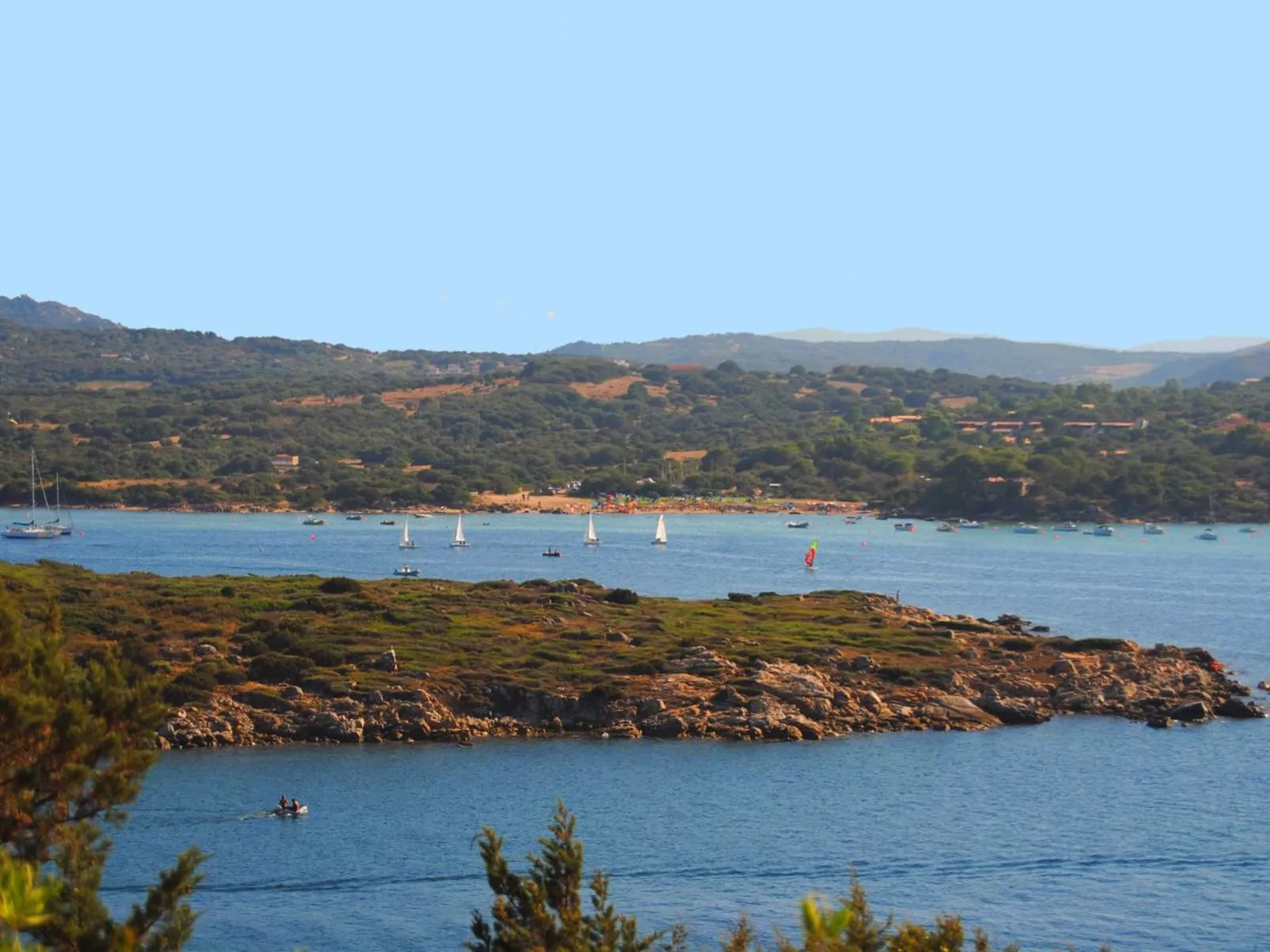 Drei-Zimmer-Wohnung "Il Borgo2" 400 Meter vom Meer entfernt-Buiten