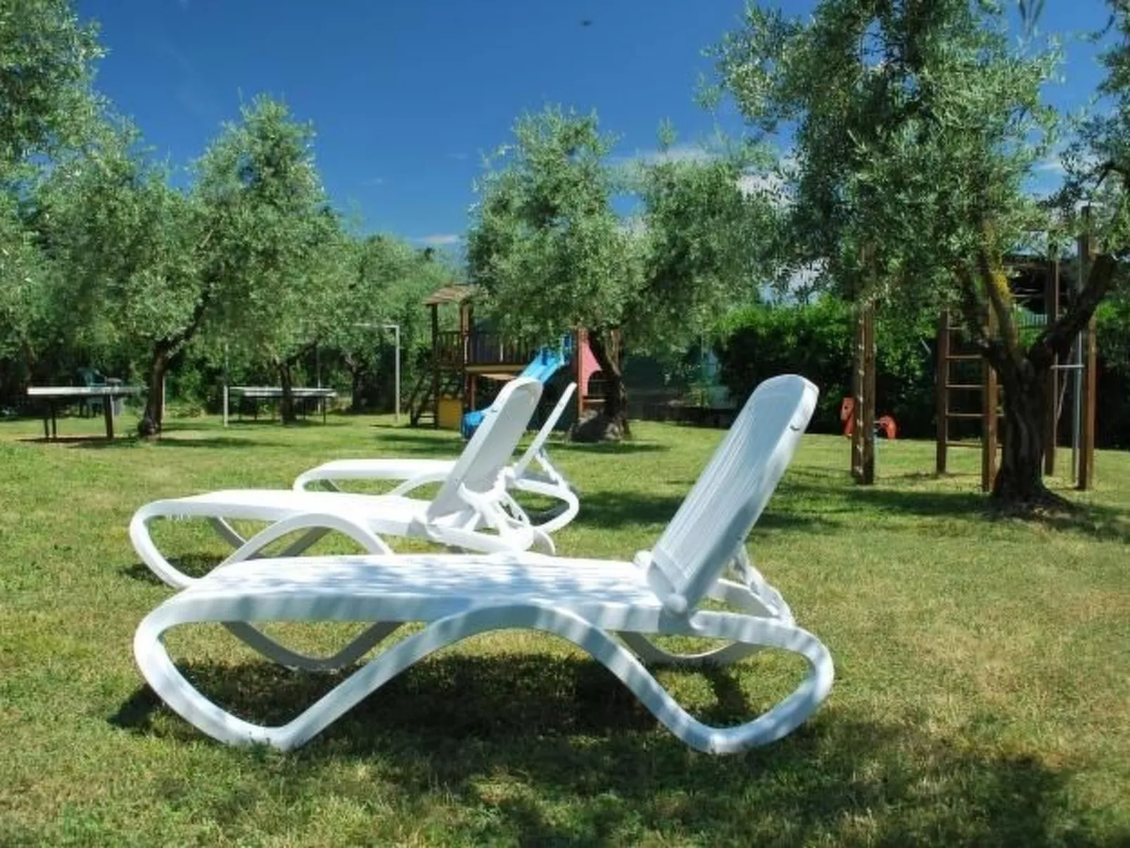 Dreizimmerwohnung in Villaggio Sanghen-Image-tags.info