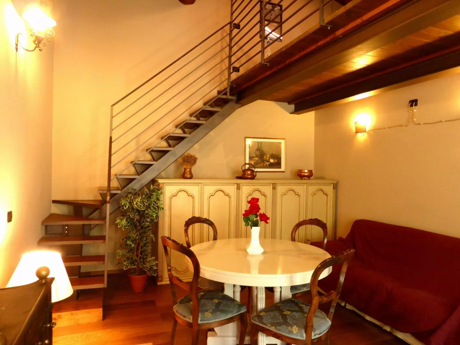 Haus mit Garten, Terrasse, in den Hügeln von Lucca-Binnen