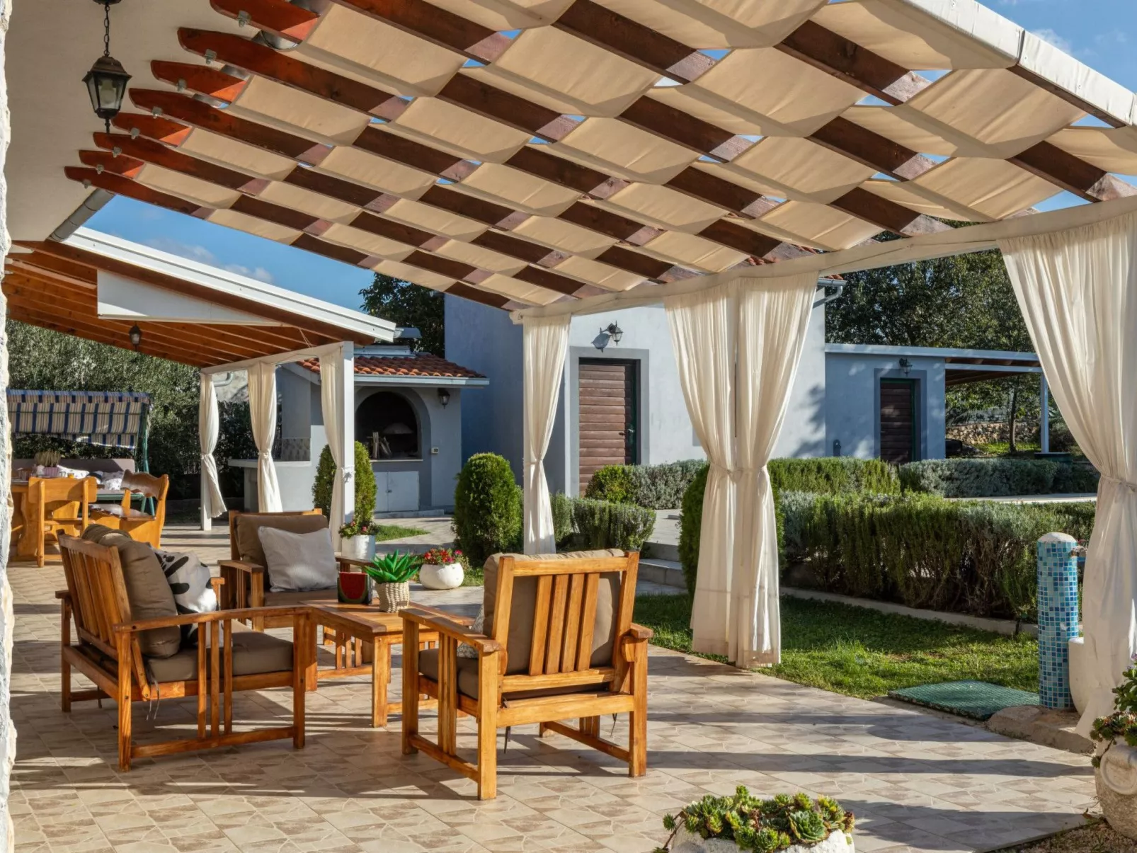 Villa Mirkov San-Image-tags.info