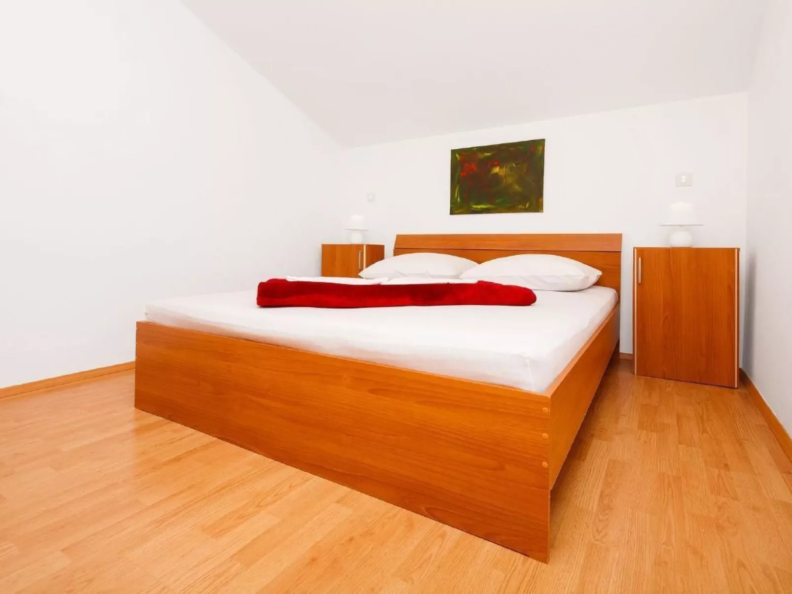 Moderne Ferienwohnung mit jacuzzi-Image-tags.info