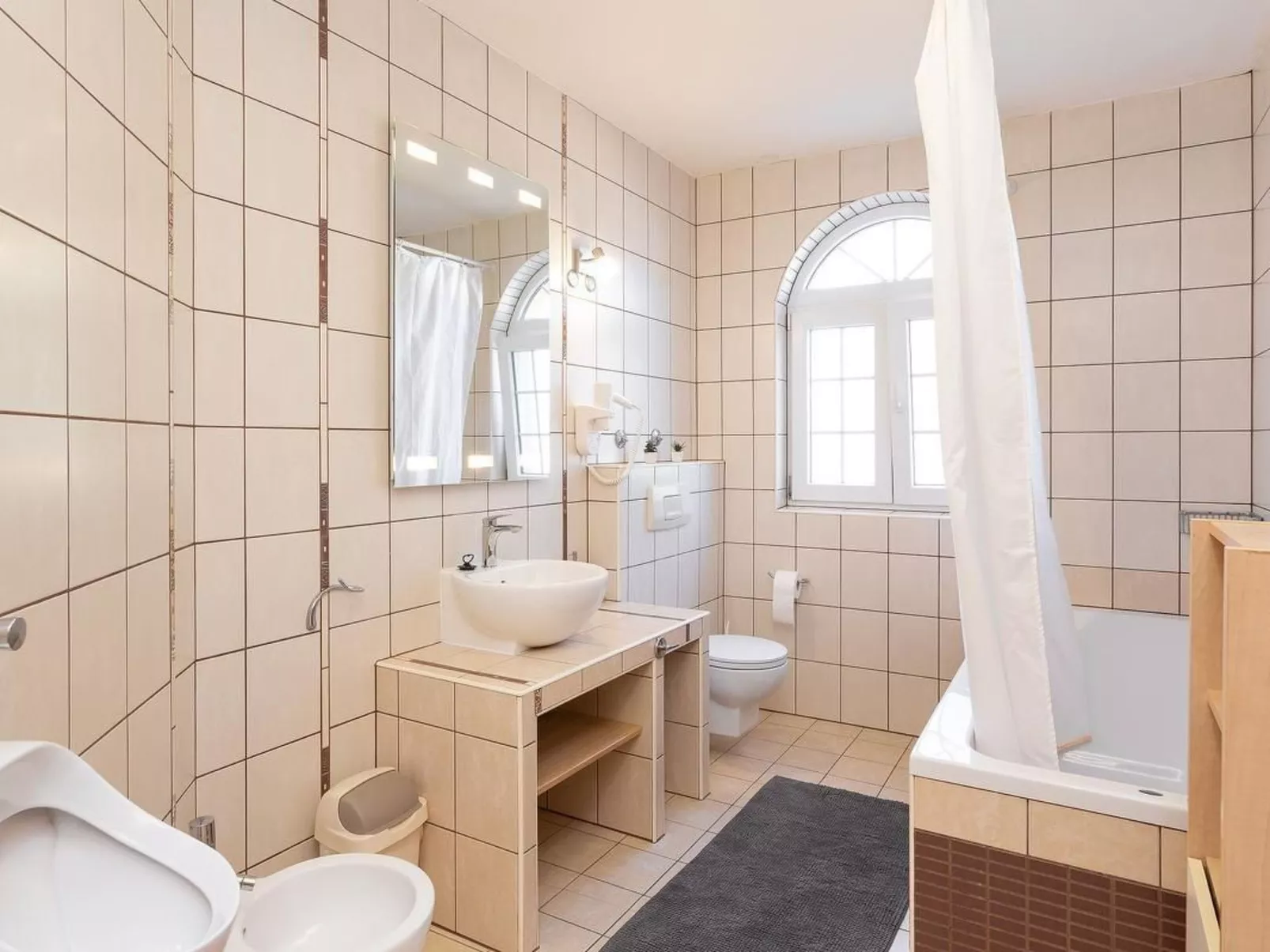 Charmante Ferienwohnung in Medulin mit Grill, Terrasse und Garten-Binnen