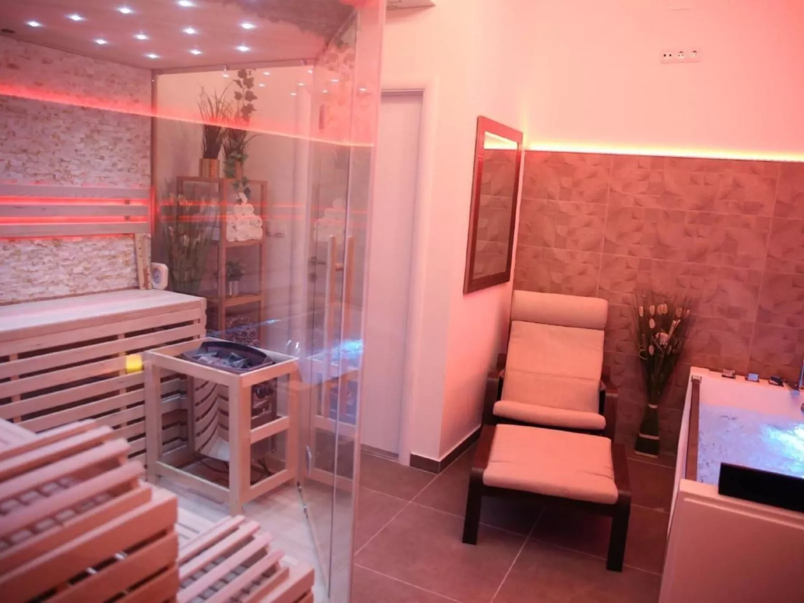 Marica-Image-tags.info