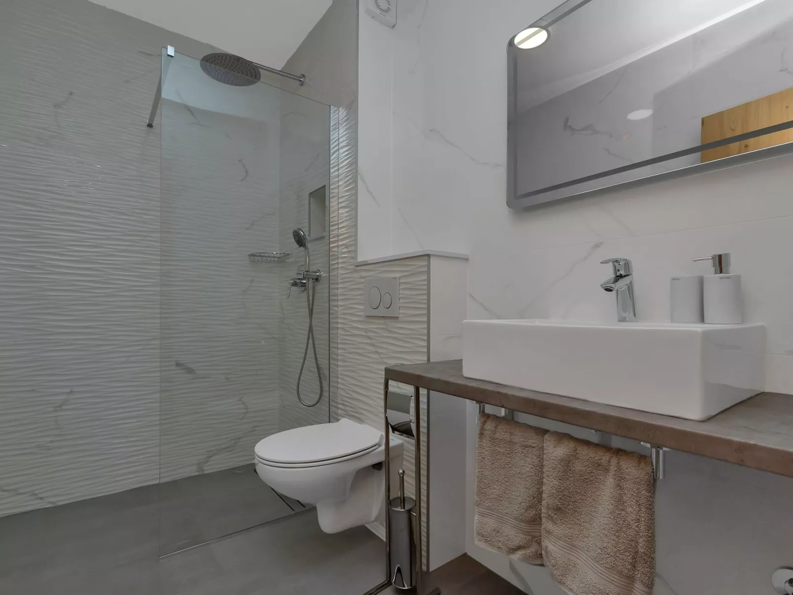 Moderne Villa Smart mit Pool und Meerblick-Binnen