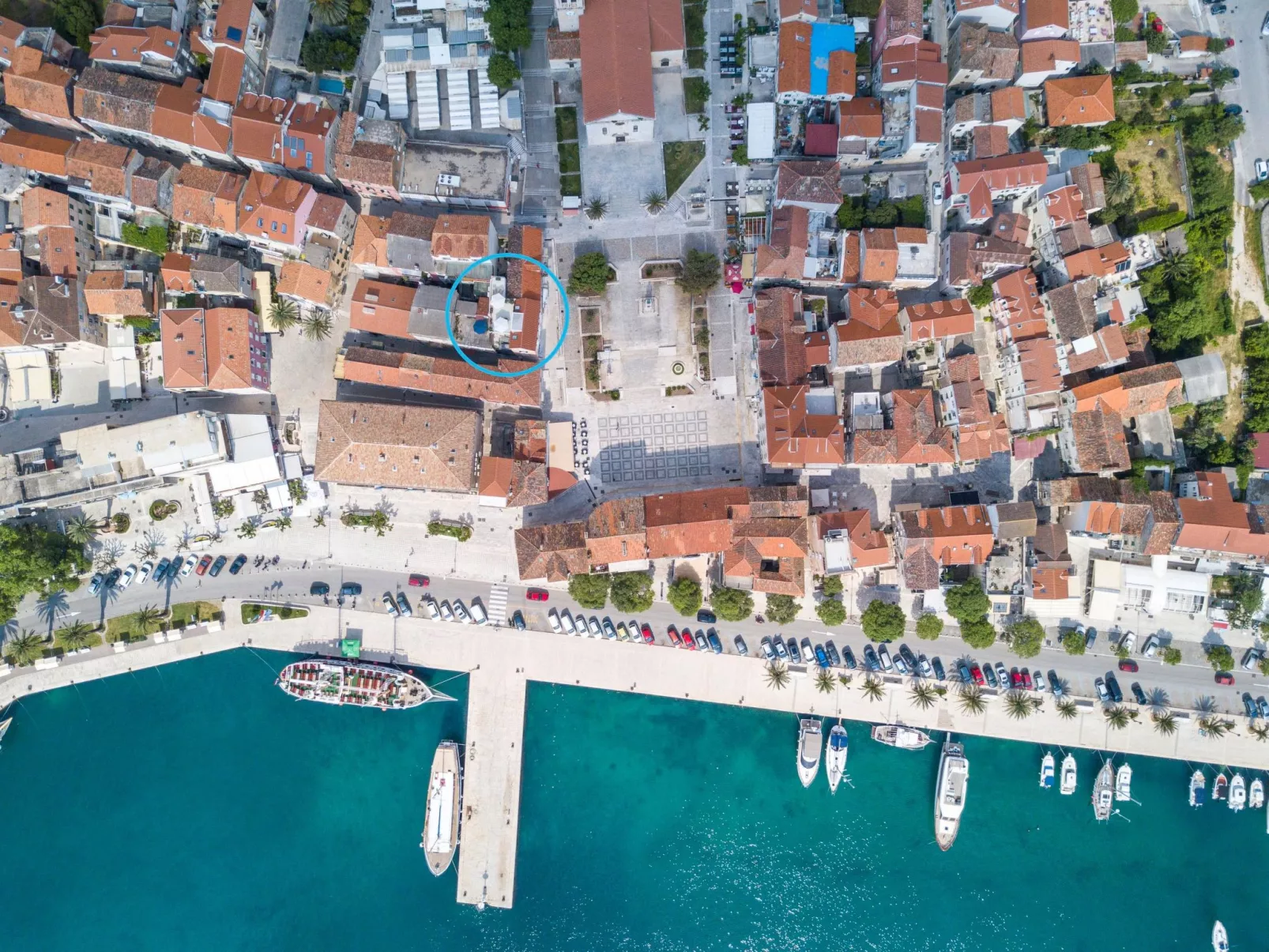 Für 6 Personen ca. 98 m&sup2; in Makarska, Dalmatien (Gespanschaft Split-Dalmat-Buiten