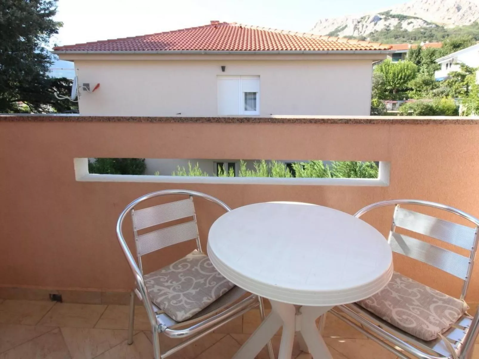 Wohnung in Baška mit Eigenem Balkon-Buiten