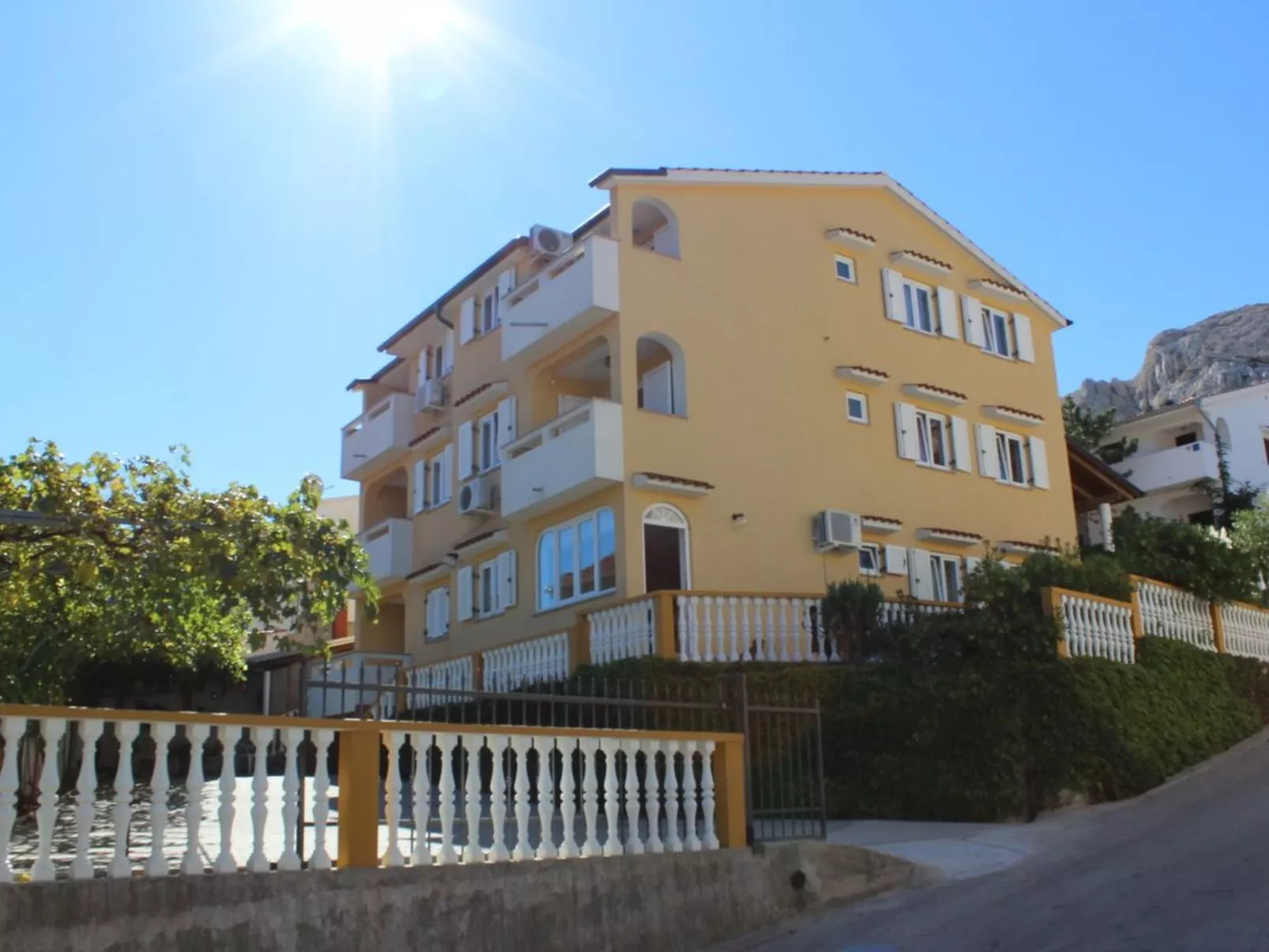 Wohnung in Baška mit Eigener Terrasse-Buiten