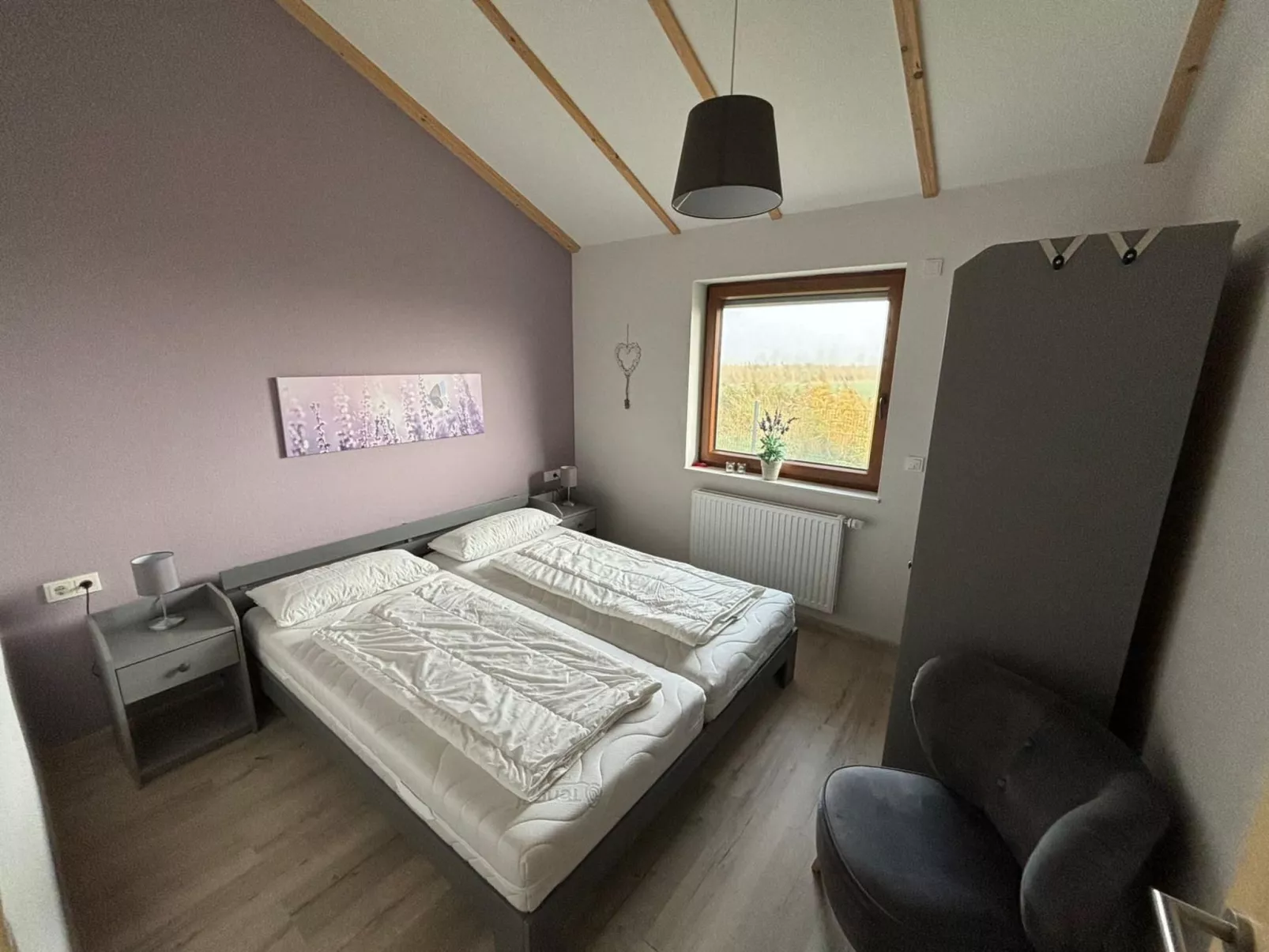 G9 eingezäuntes Haus in Randlage mit Weitblick-Image-tags.info