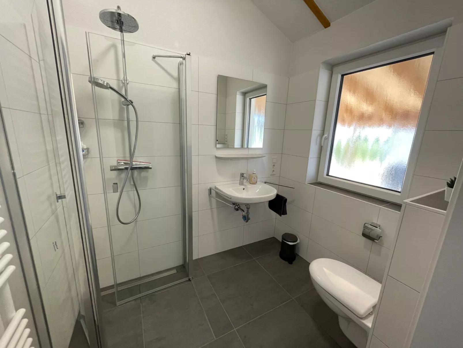 G22 Haus mit Garten, Strandkorb und Grillkamin-Binnen