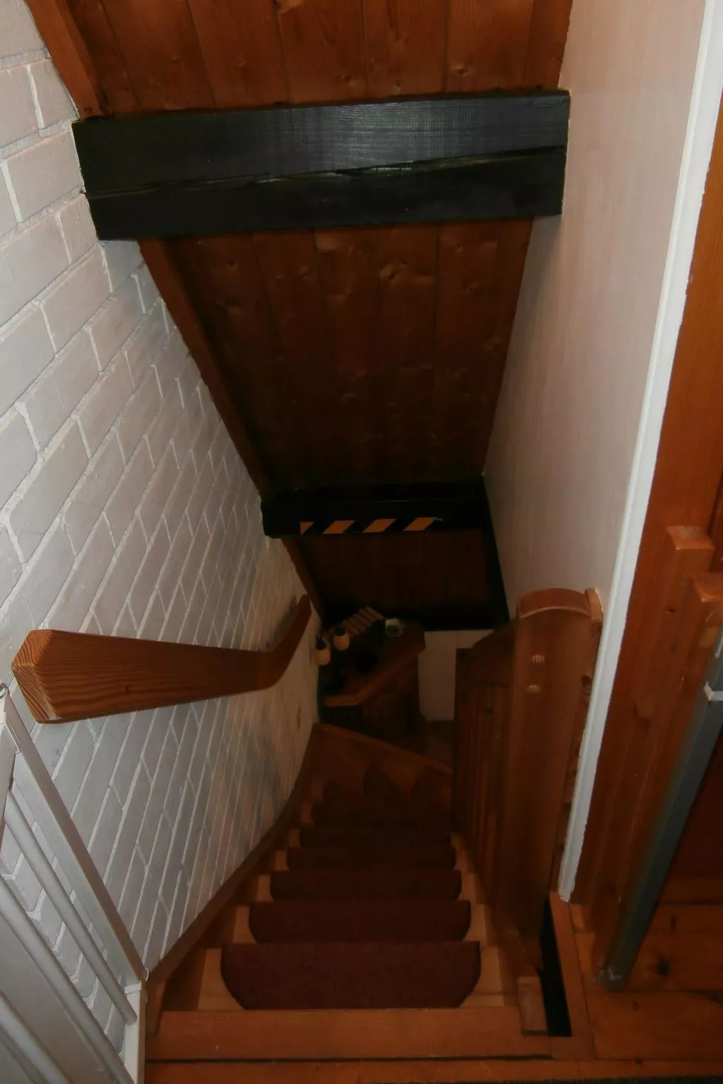 Uriges Ferienhaus mit Garten und Grill-Binnen