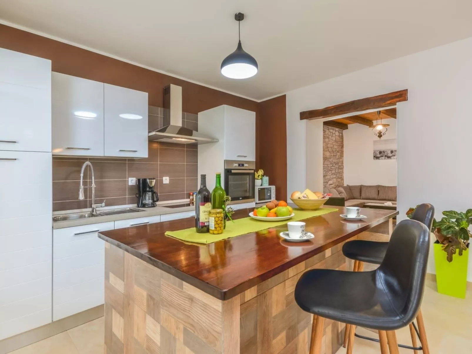 Villa Martin - Rückzugsort auf dem Land mit Pool-Binnen