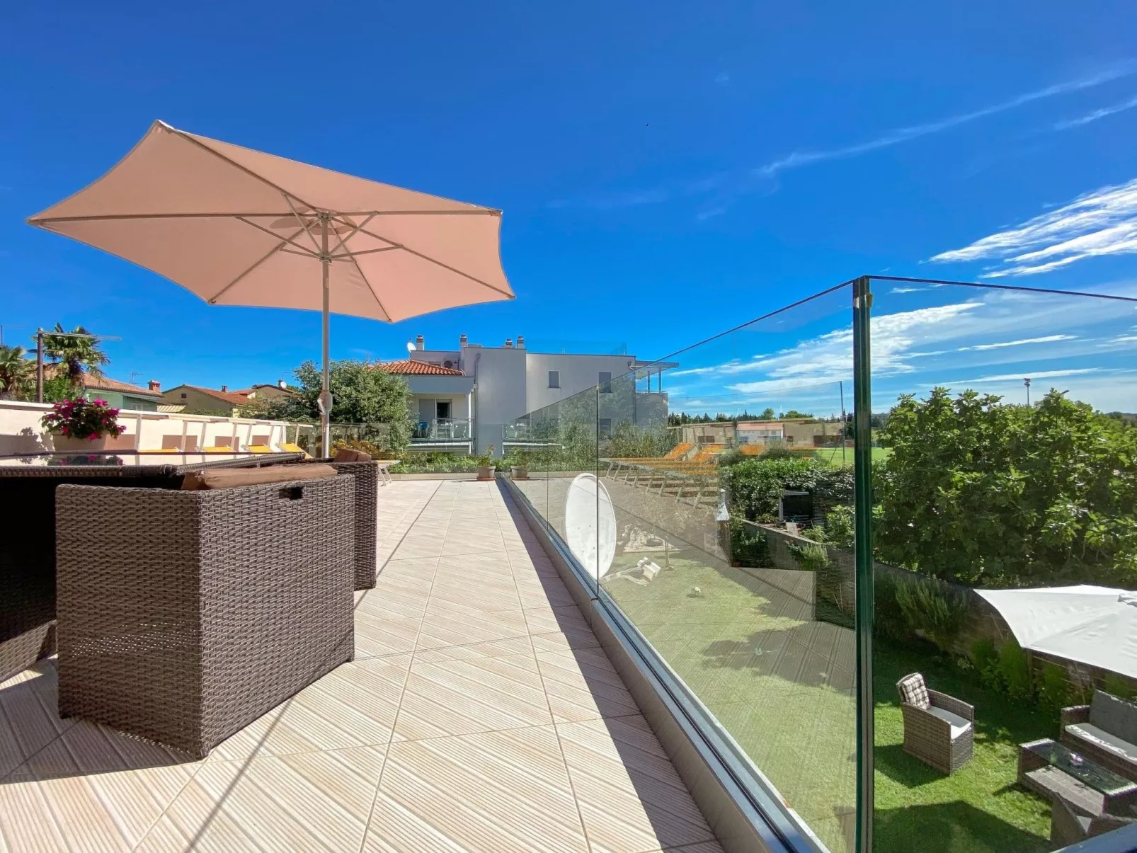 Für 6 Personen ca. 55 m&sup2; in Novigrad, Adriaküste Kroatien (Westküste von I-Buiten