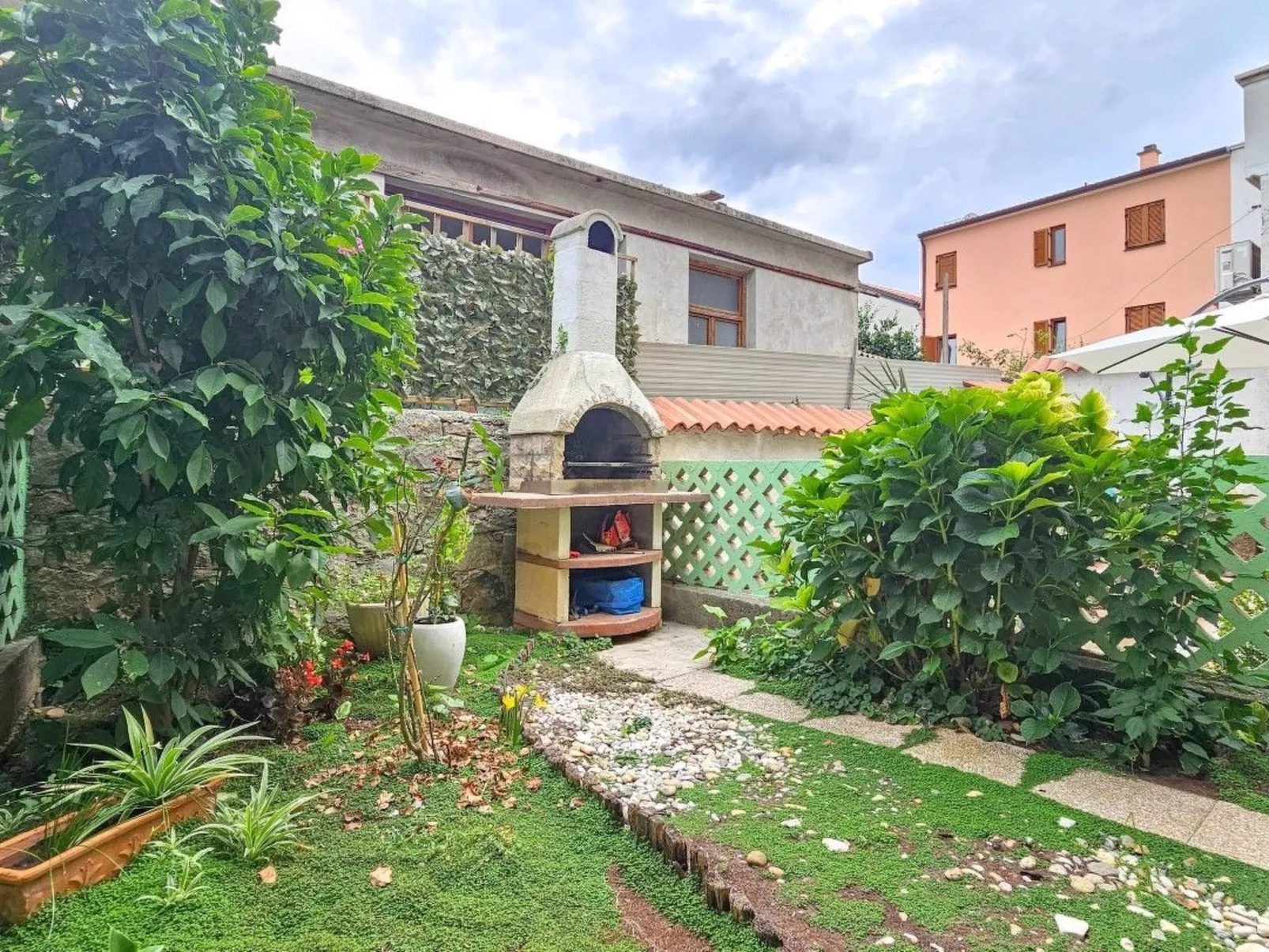 Mit Blick auf das Wasser-Image-tags.info