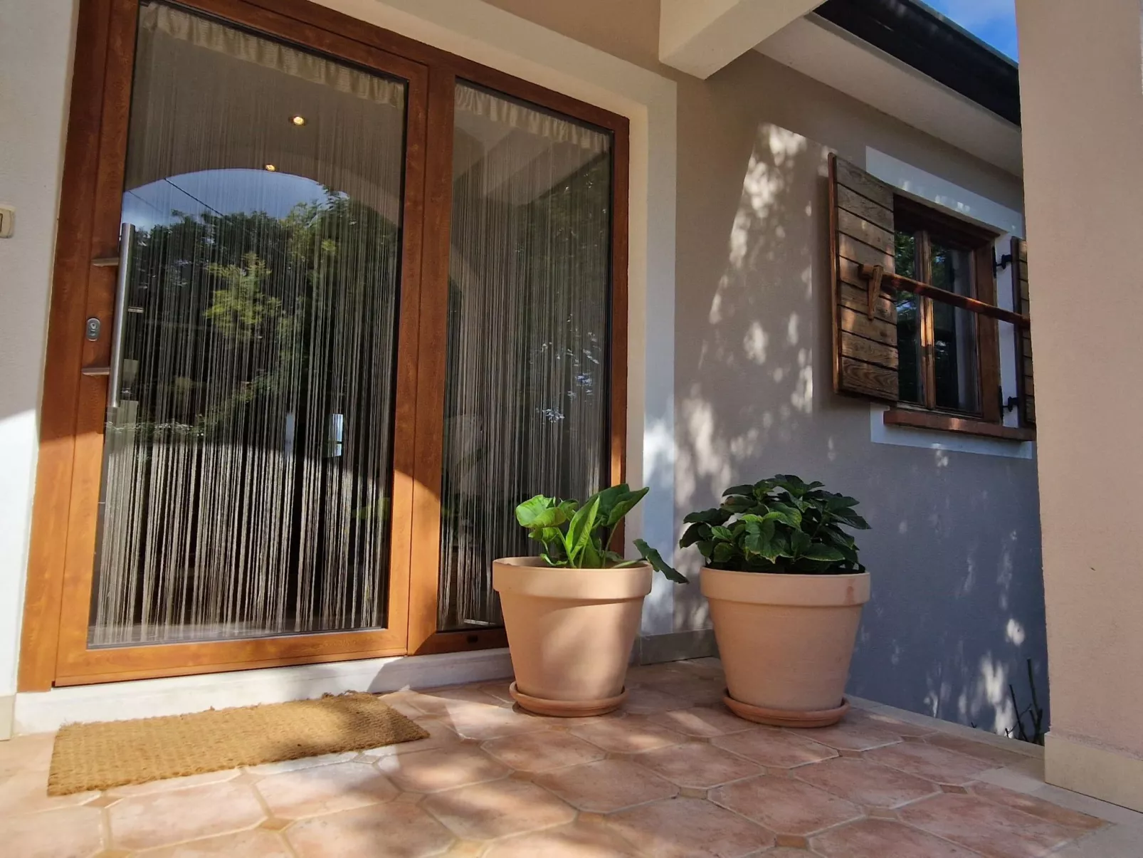 Freistehende Villa mit Garten und privatem Pool-Buiten