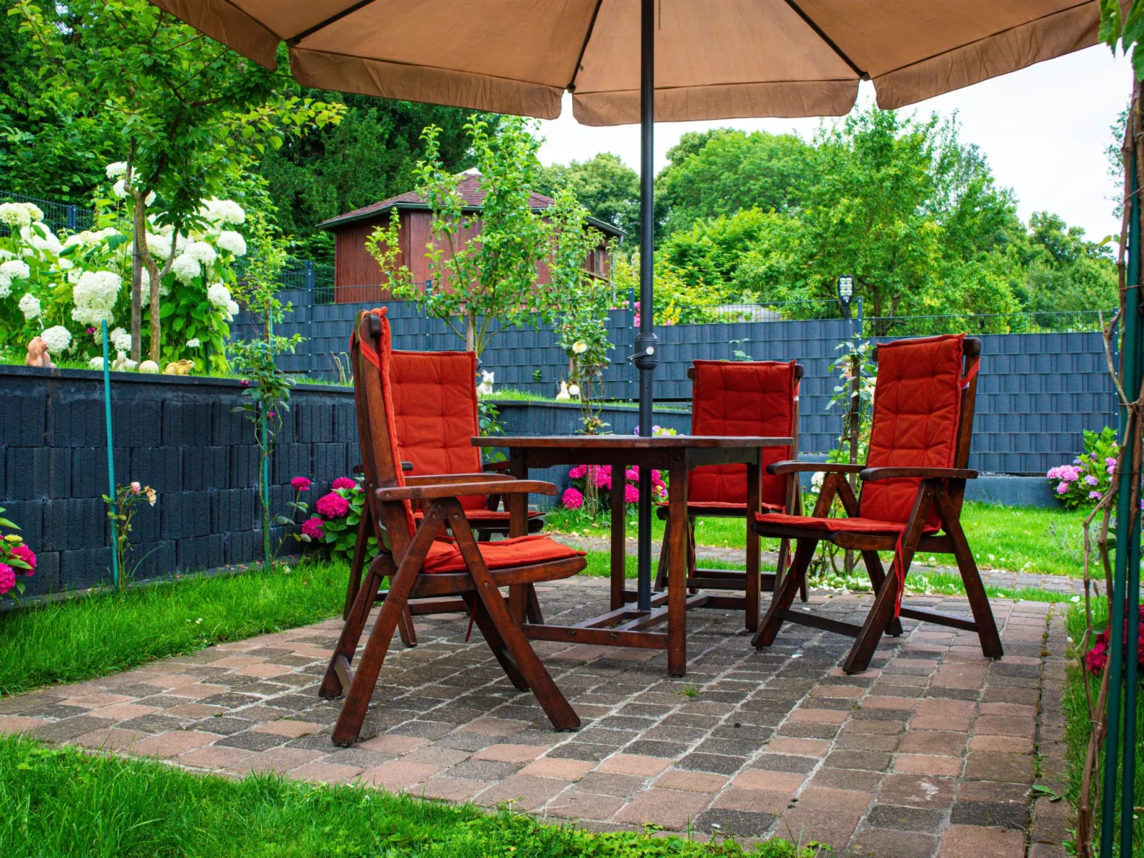 Villa Monte in Frechen Bachem bei Köln-Image-tags.info