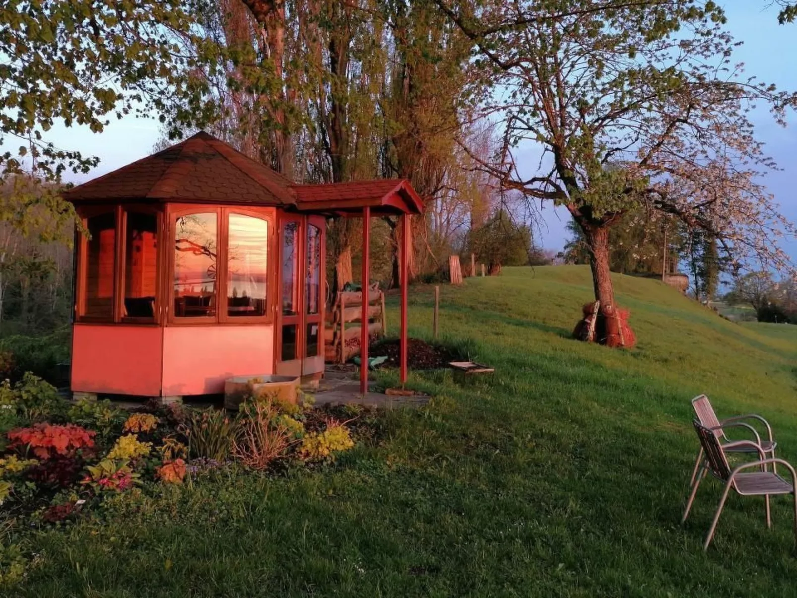 Studio Ferienwohnung - 38 m2- mit Gartennutzung-Buiten