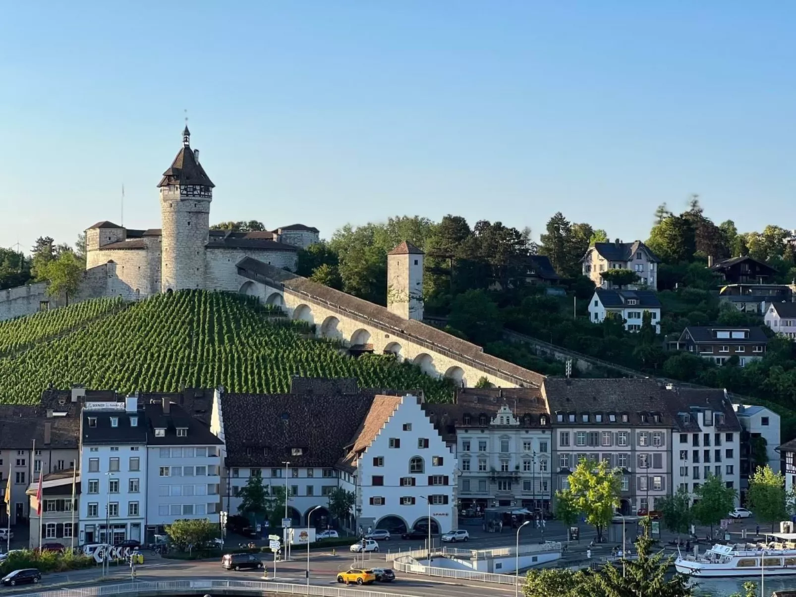 South Beach Apartment 10km Rheinfall-Buiten