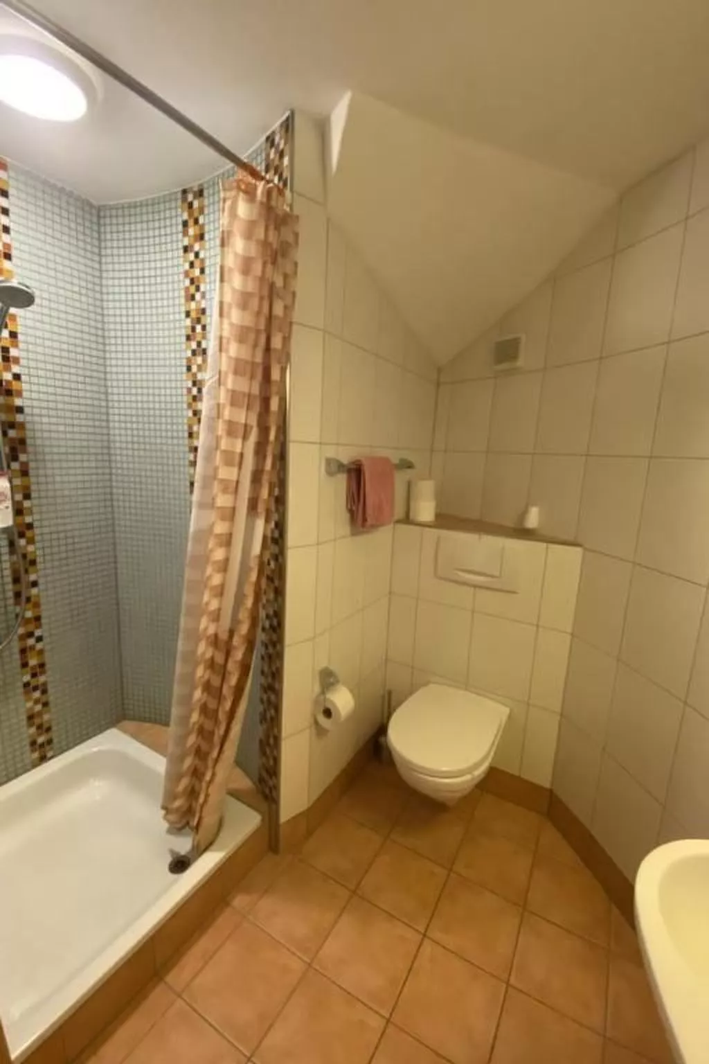 Leons Holiday Homes-Image-tags.info