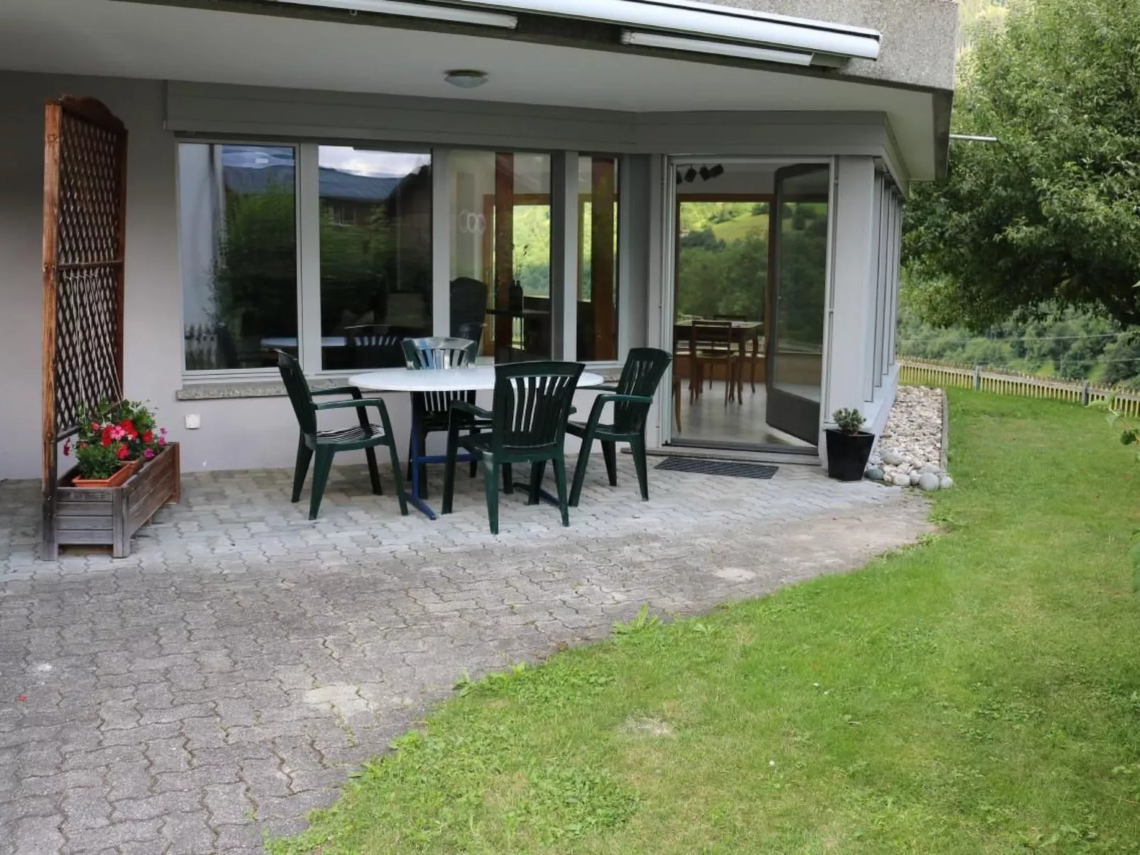 "Ferienwohnung ""Spel Rein"" Cumpadials"-Buiten