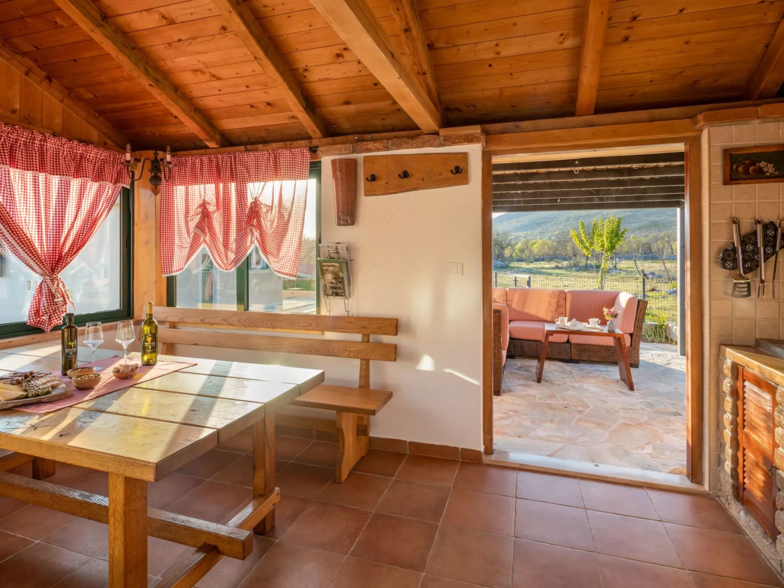 Villa Big Garden für 7 Personen und 1 Kind-Binnen