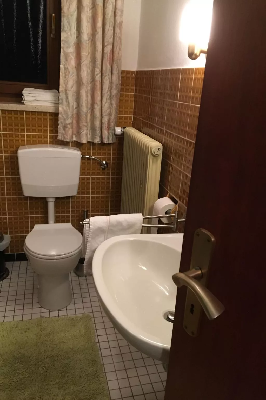 Appartement mit Balkon-Binnen