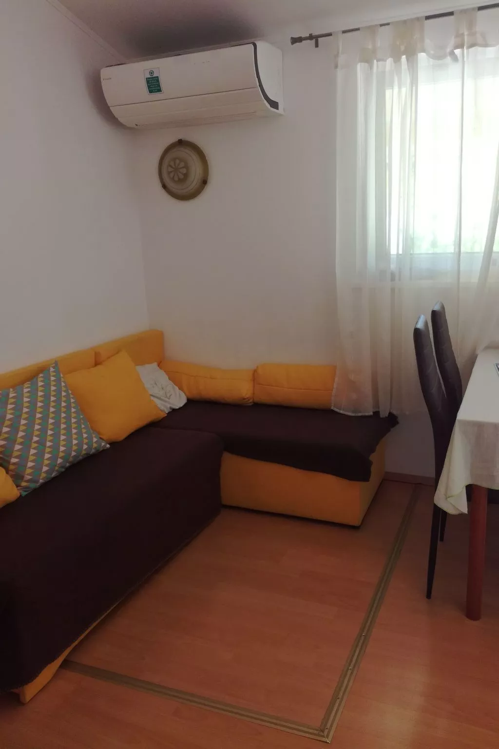 Appartement mit Balkon-Binnen