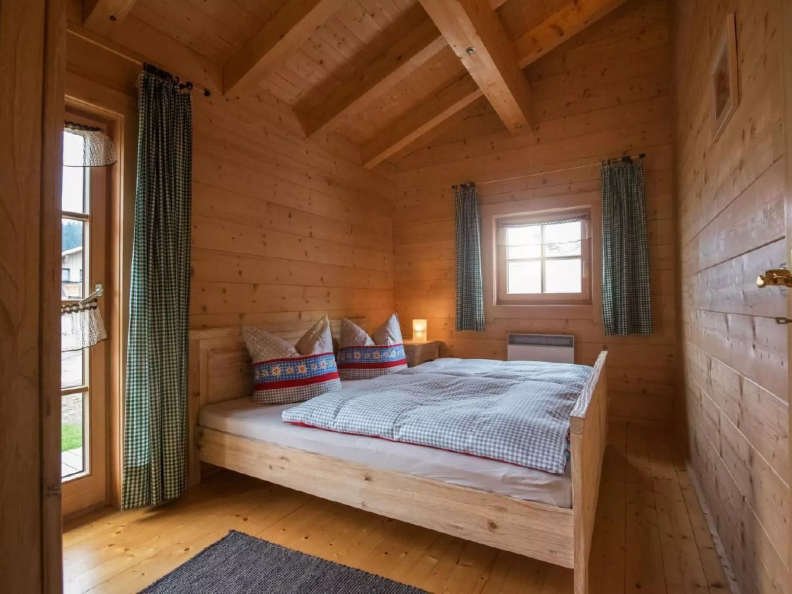 Pfenniggeiger- Hütte-Binnen