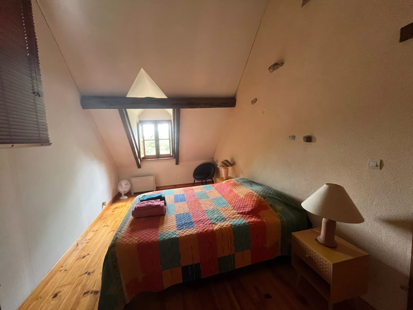 Landhaus mit eingezäuntem Garten-Binnen