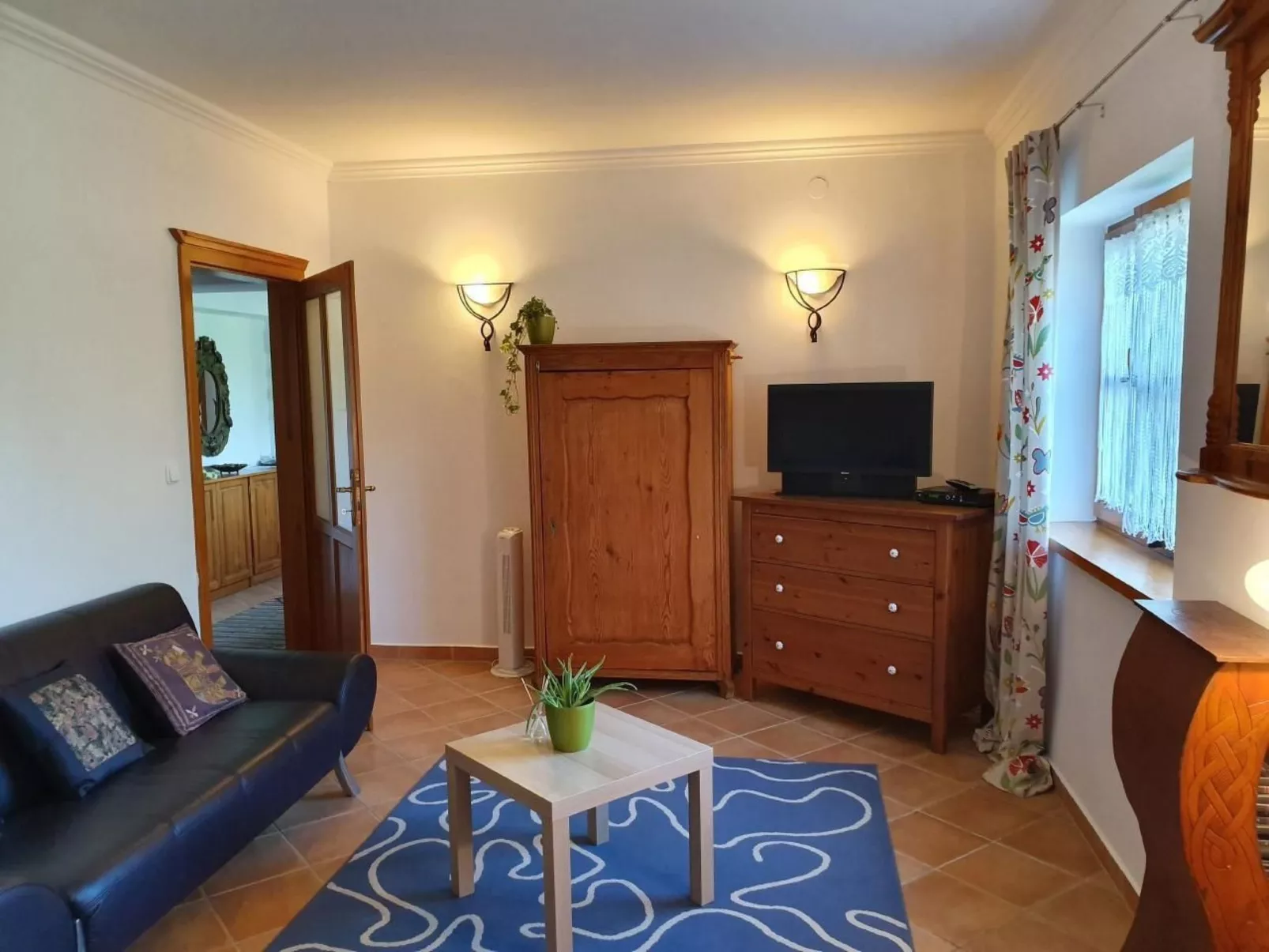 In Lócs mit Privatem Pool-Binnen