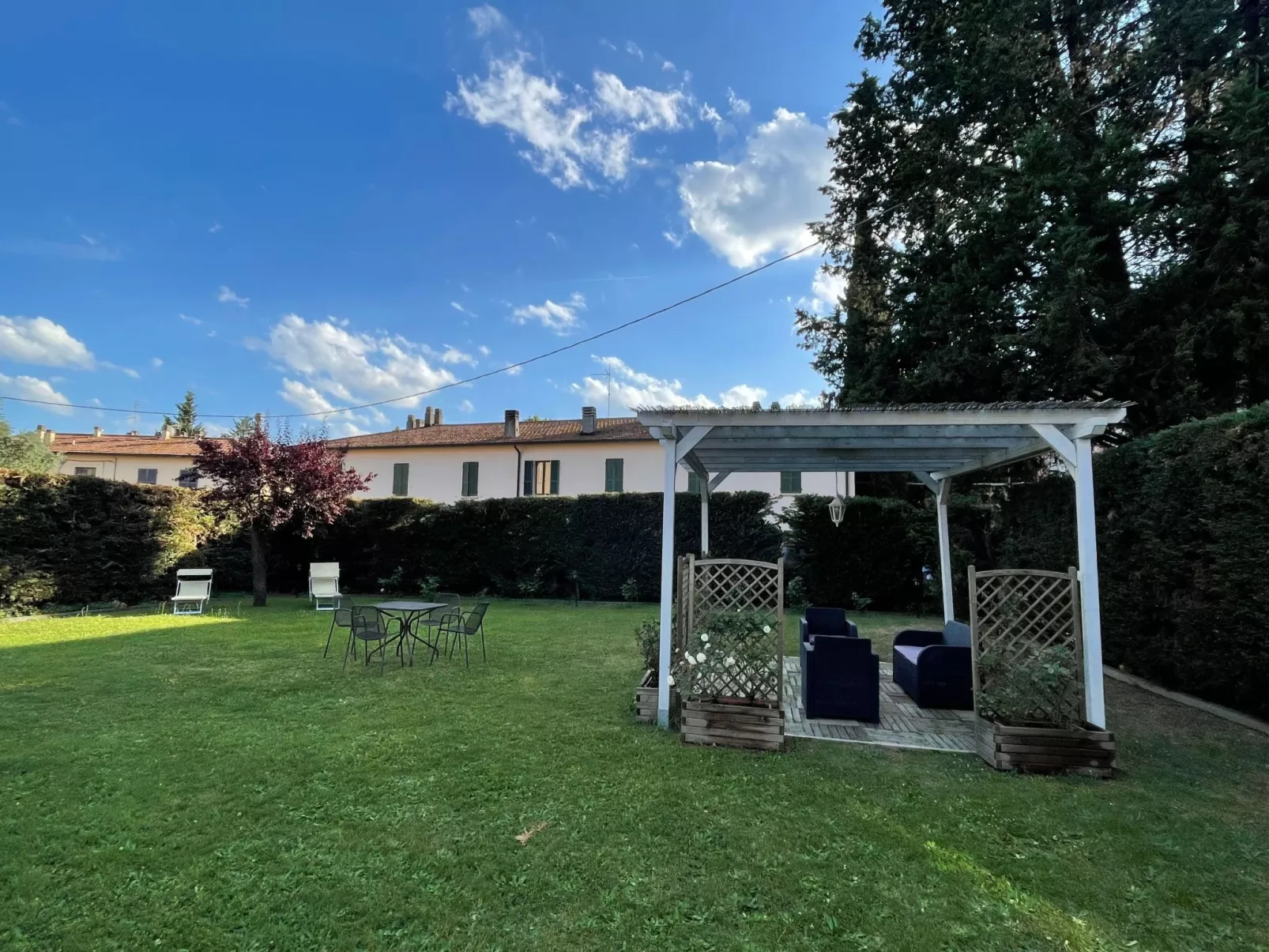 GROSSE LUXUSWOHNUNG-Binnen