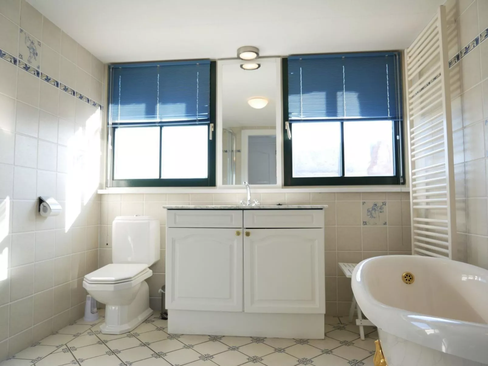 Villa Vermeer-Image-tags.info