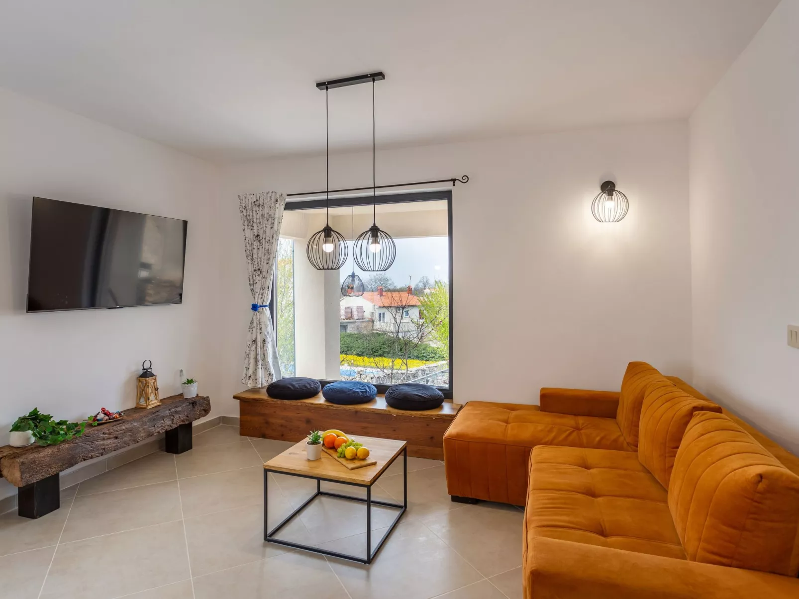 Schönes Ferienhaus in Modrusani mit Großem Garten-Binnen