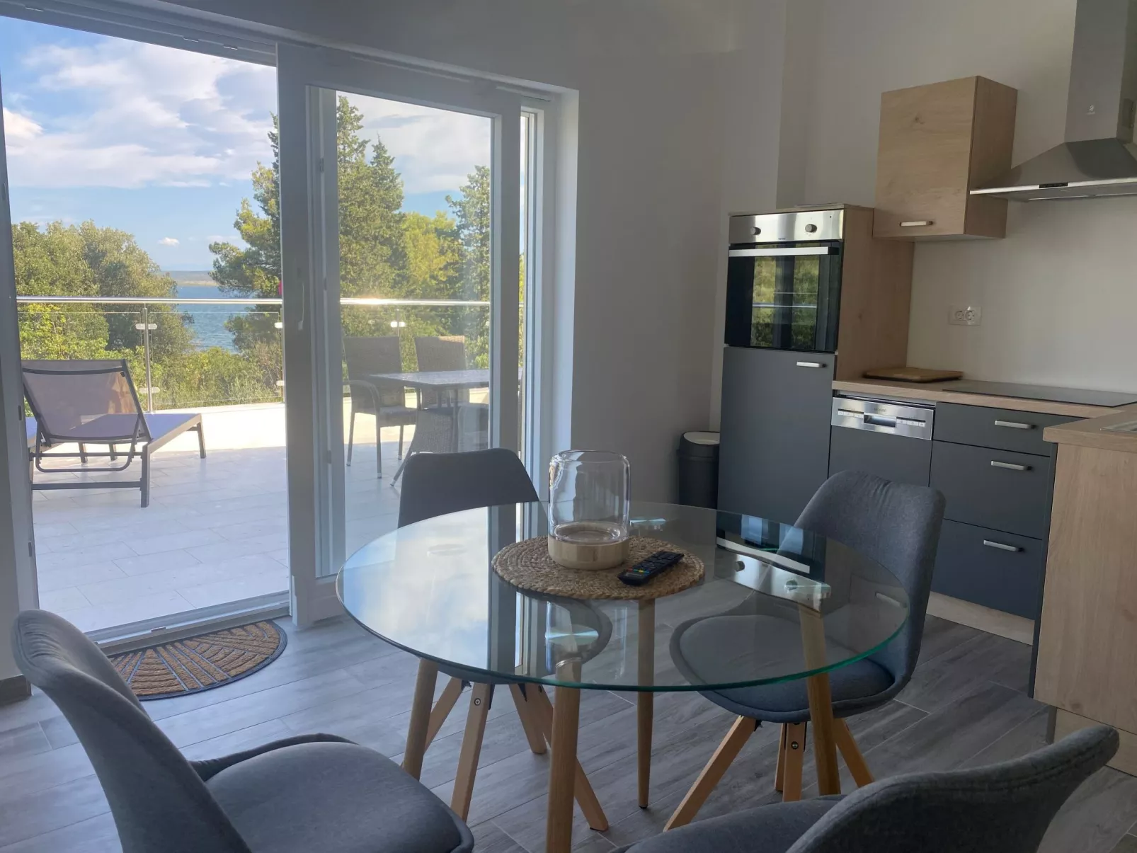 Appartment mit Pool-Image-tags.info