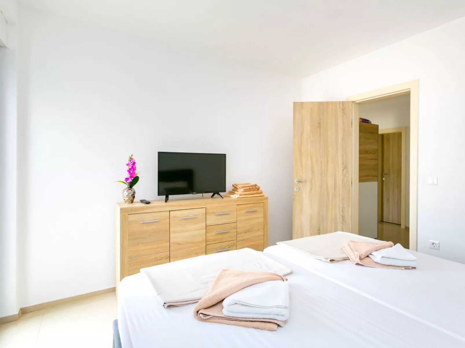 Wohnung "Deneris" mit Terrasse-Binnen