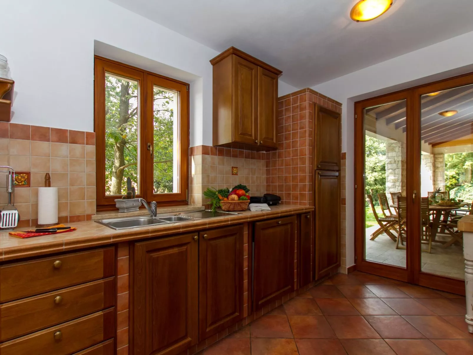 Familiäre 5-Schlafzimmer-Villa mit Gemeinschaftspools-Buiten